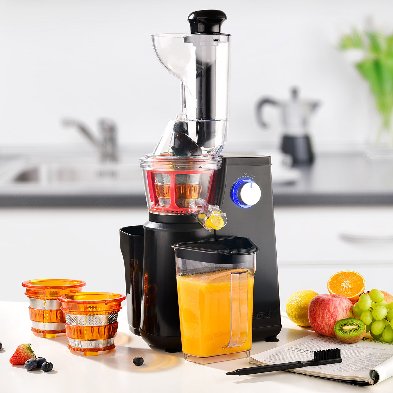 Kitchencook Extracteur à jus noir