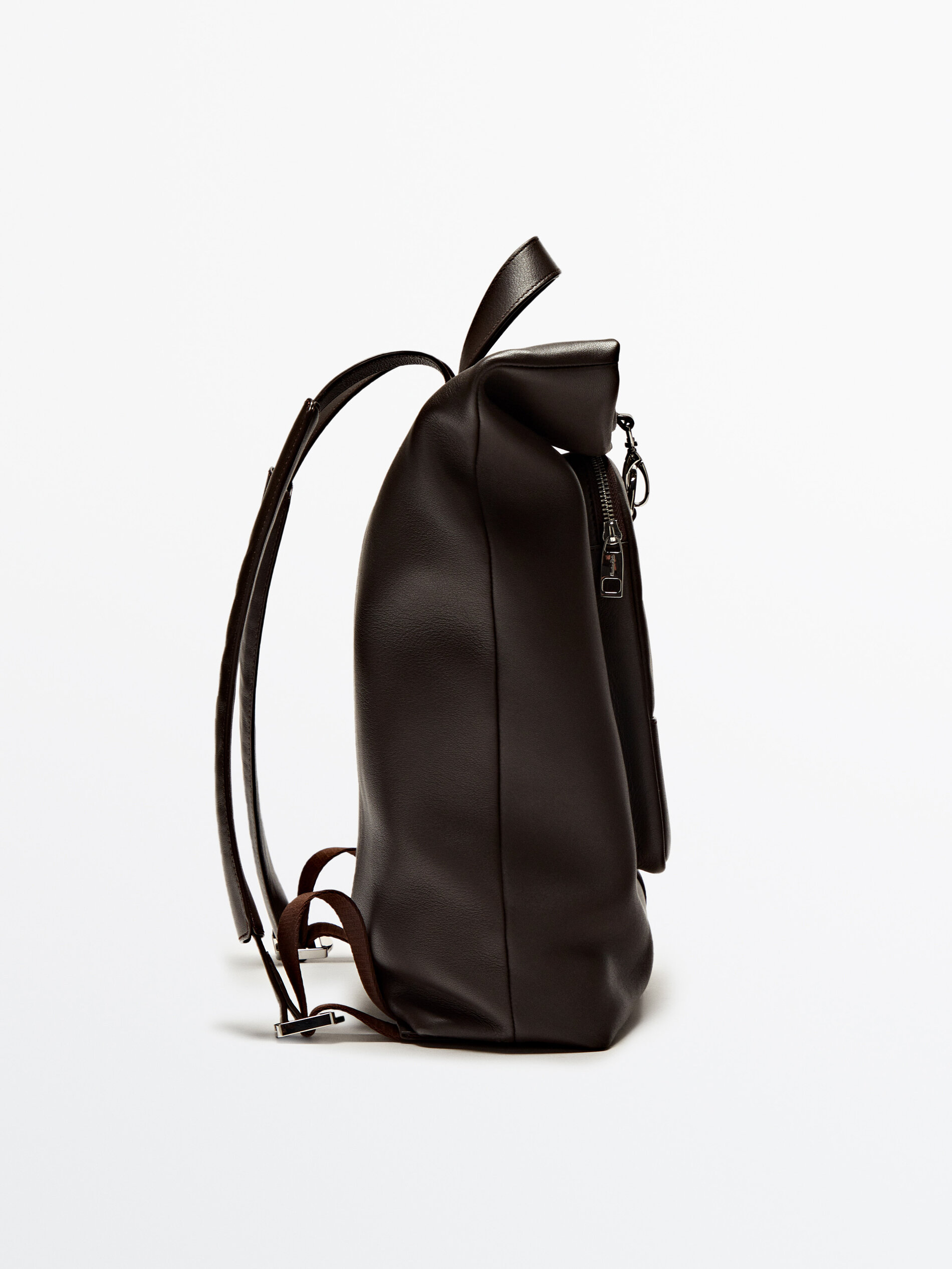 Mochila marrom dobrável em couro - MARROM