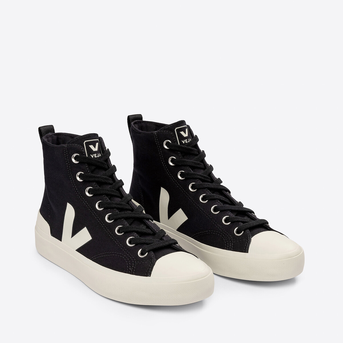 VEJA<br>Sneakers Wata II