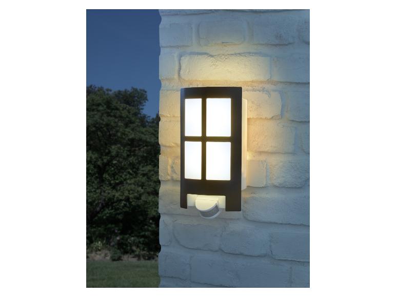 Buitenlamp met sensor