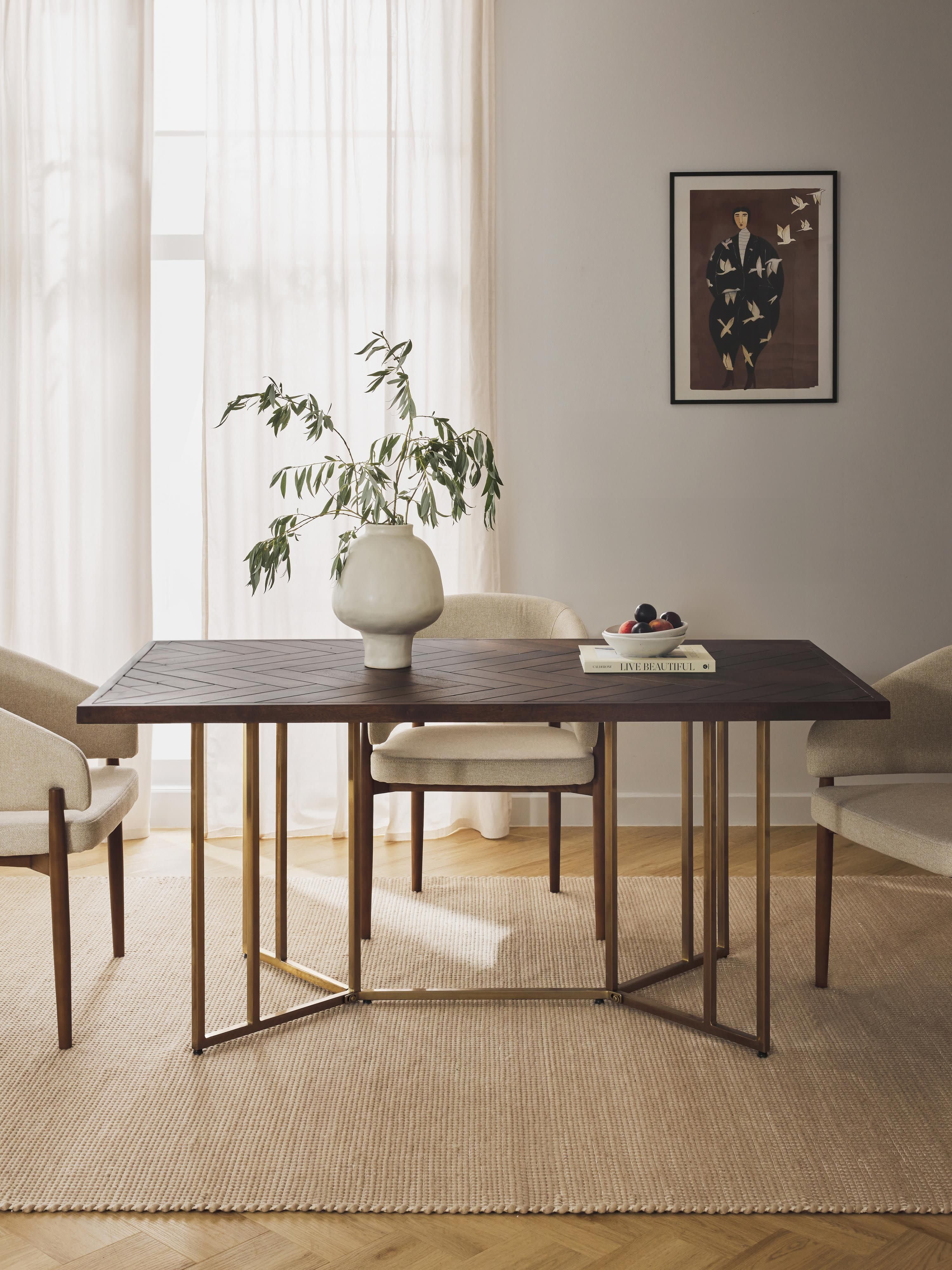 Eettafel Luca van mangohout met visgraat-patroon, in verschillende formaten