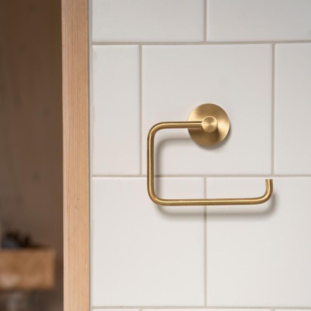TOALETTRULLHOLDER SMEDBO HOME BØRSTET MESSING 14CM