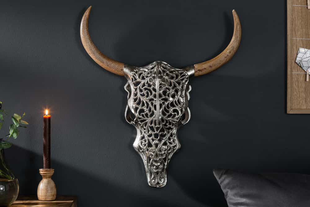 Extravagante Wanddekoration EXOTIC BULL 60cm silber Mangoholz Stierkopf