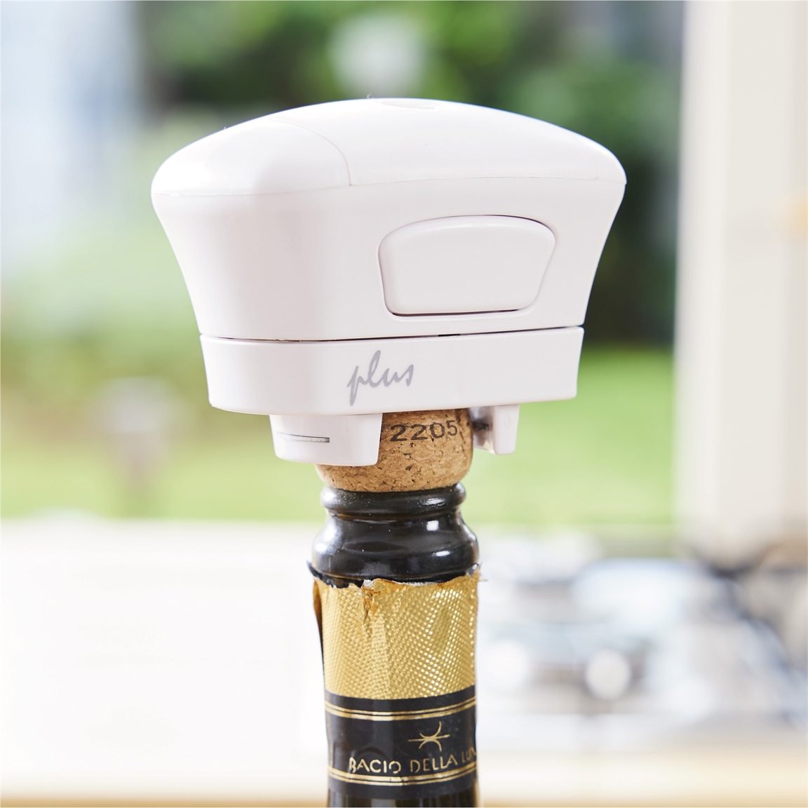Ouvre bouteilles automatique