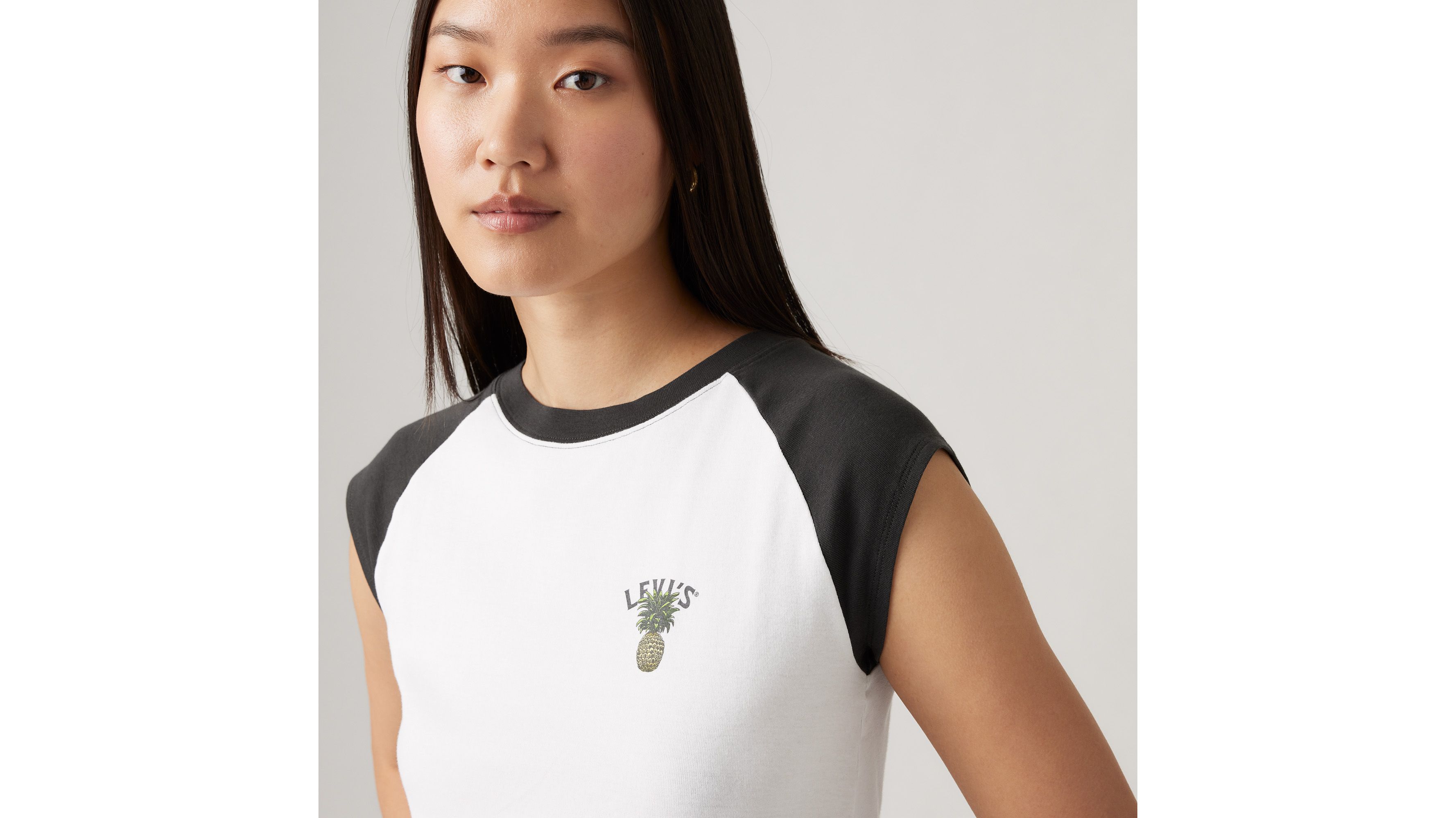 T-shirt sans manche graphique Anywear - Pineapple Bright White/Pirate Black - Blanc