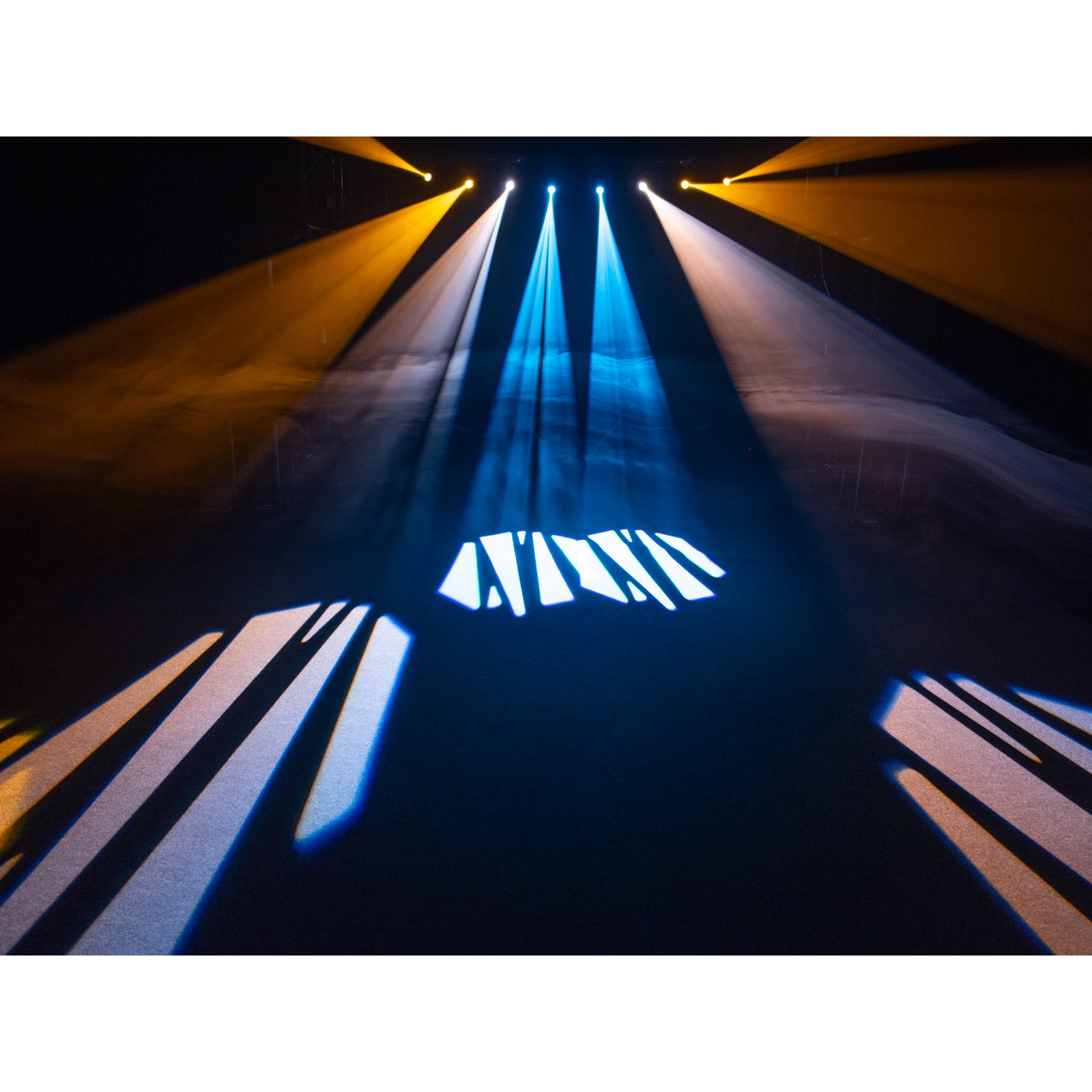 Eurolite LED TMH Bar S120 moving head spots