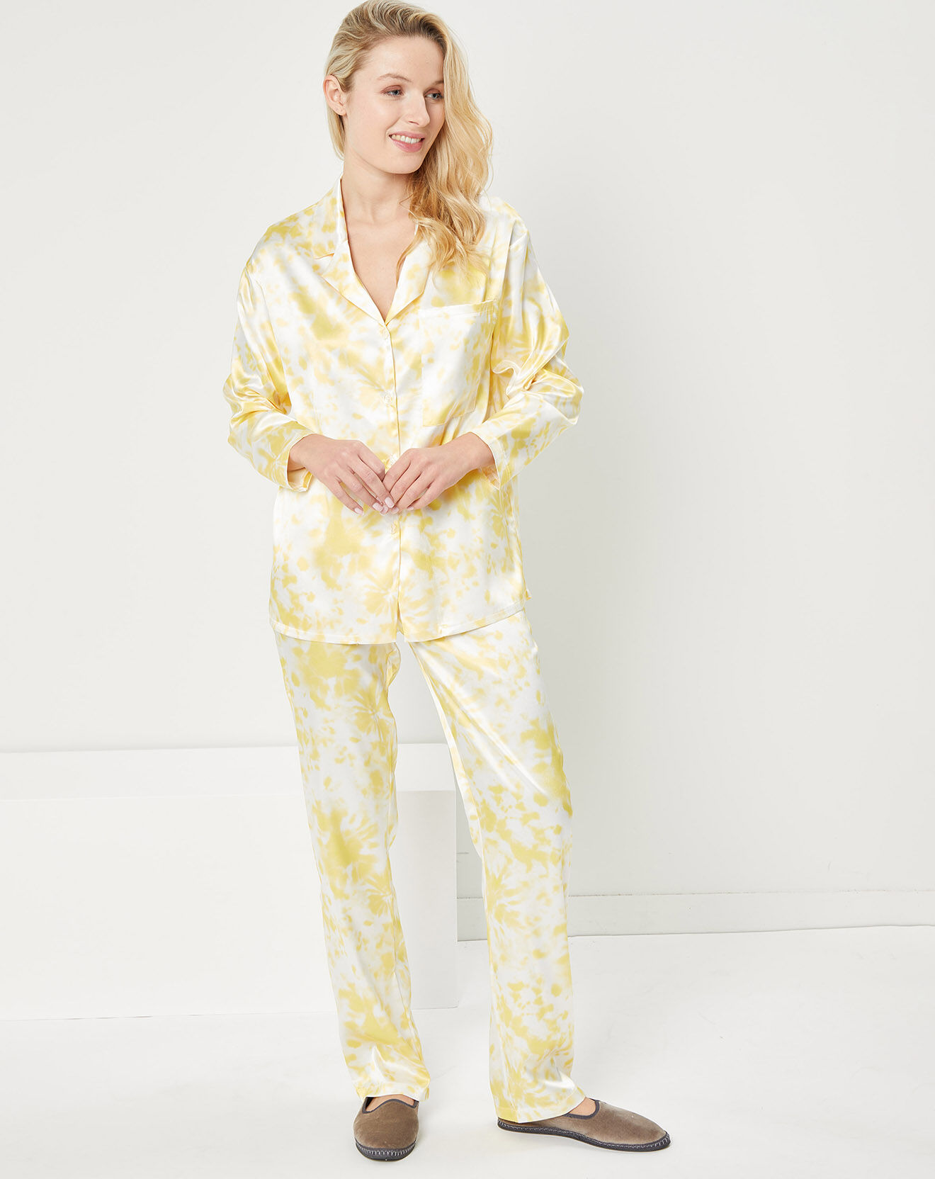Quartier Latin Pyjama satiné Mathilde Tie and Dye jaune/blanc