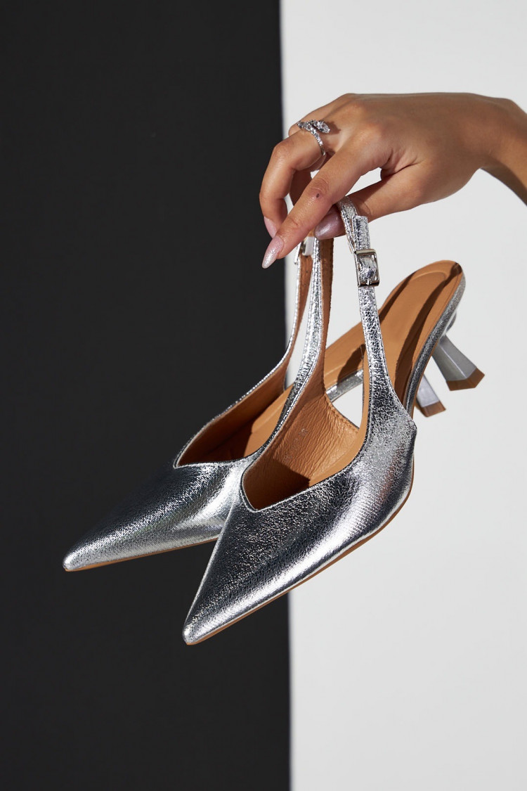 Escarpins à talons argent