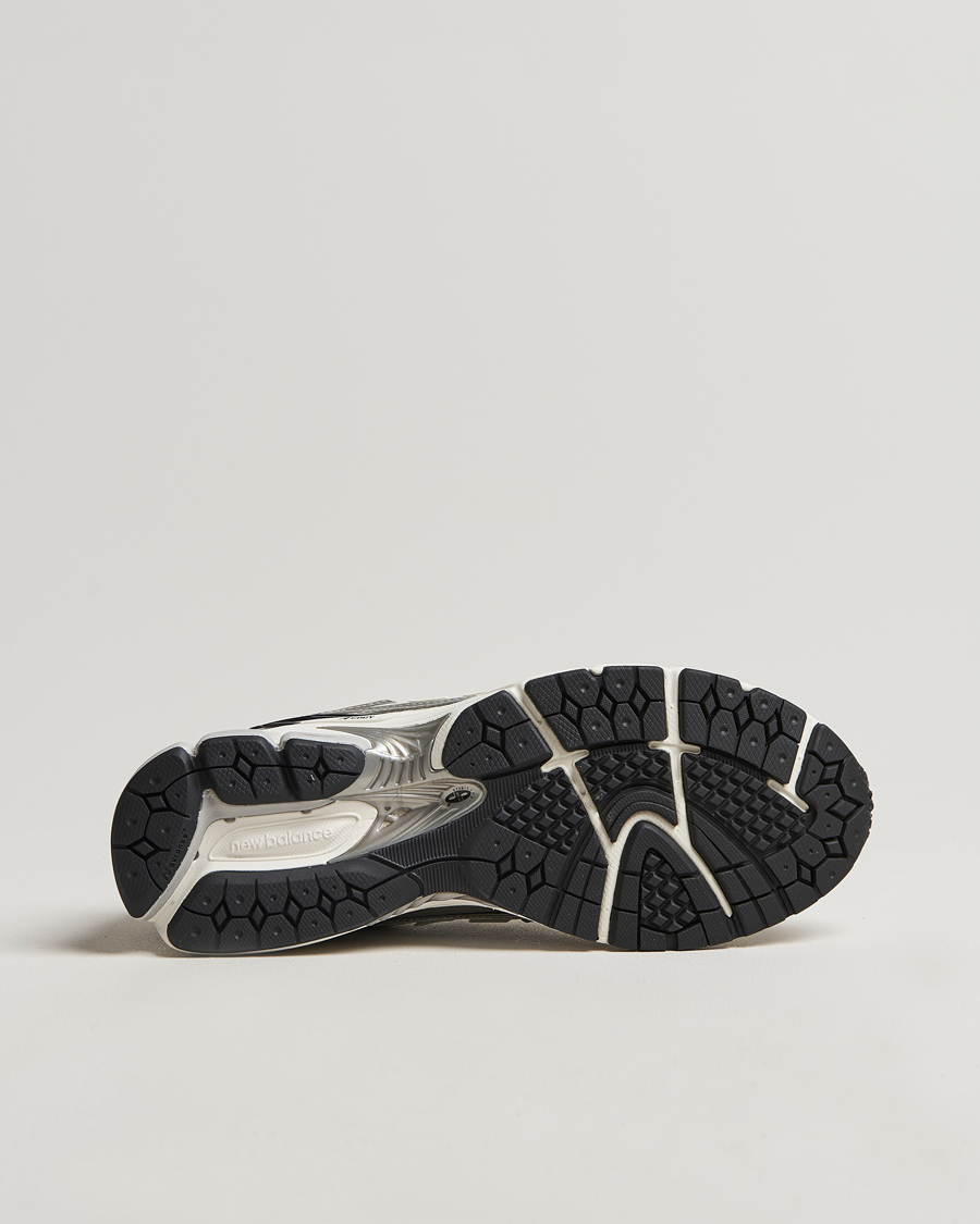 New Balance 1906 Sneakers Grey