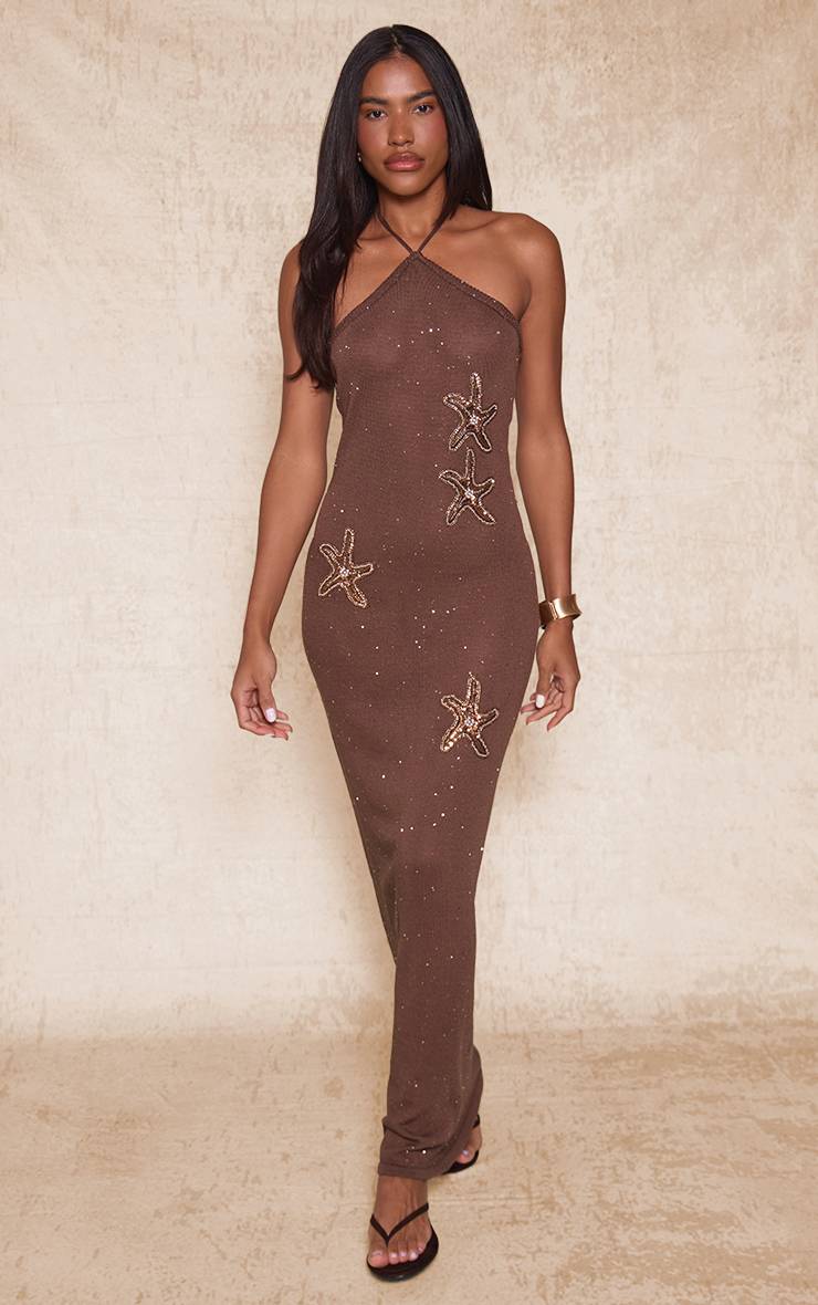 Chocolat Robe Maxi En Maille À Sequins Avec Broderie D'étoile De Mer
