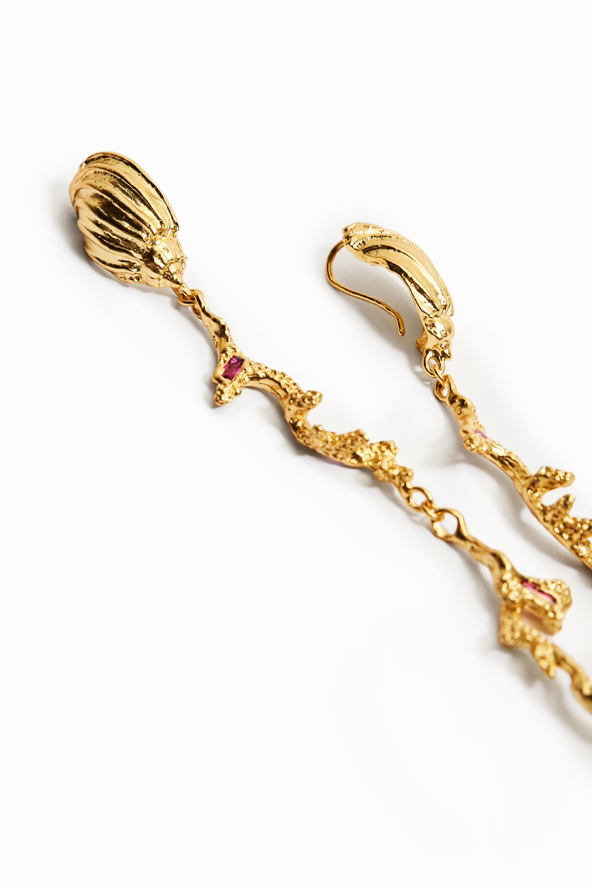 Longues boucles d'oreilles plaquées or Zalio