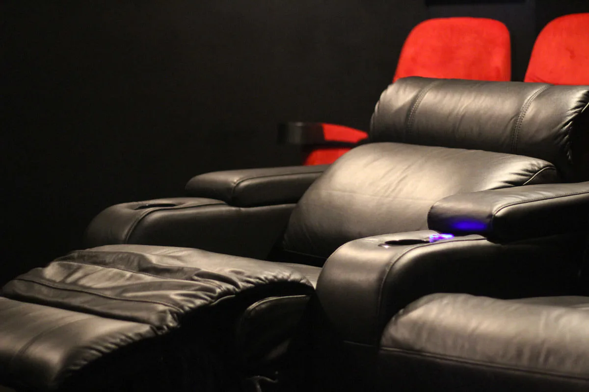 Bras droit pour Lumene Hollywood Luxury II Fauteuils cinéma