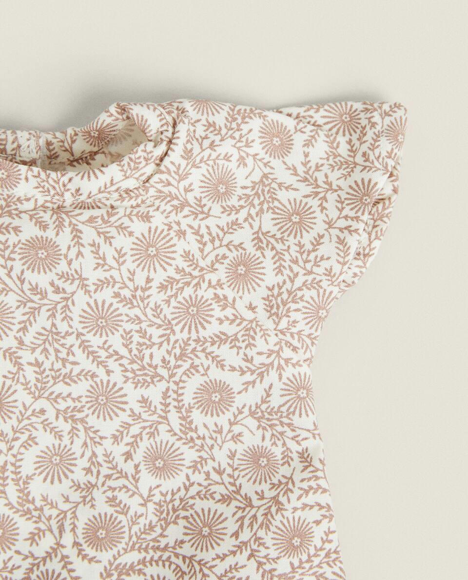 Conjunto de vestido e sapatinhos para boneca