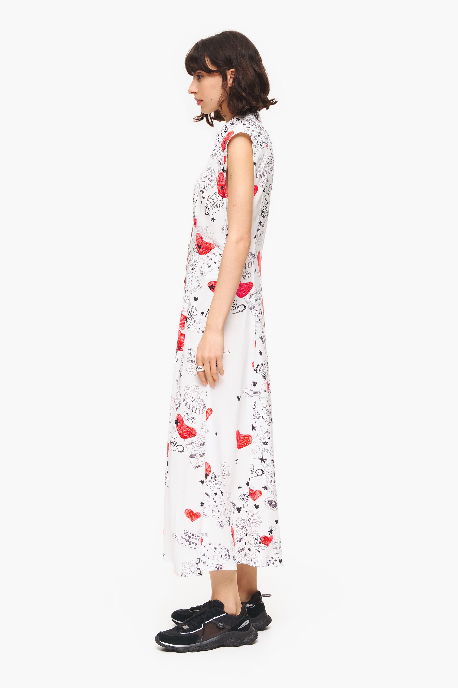 Vestido longo com estampa de coração da Nickname