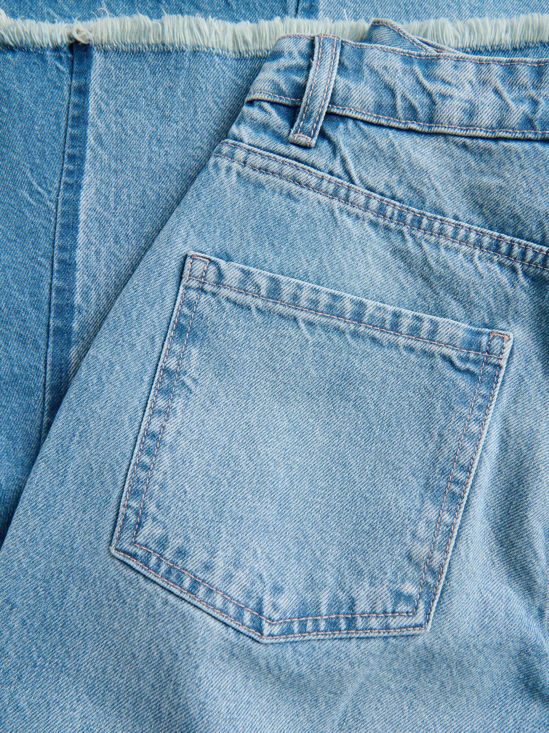 Flare Jeans aus Materialmix