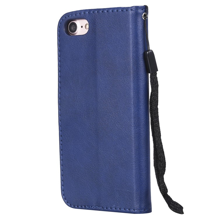 iPhone SE (2022/2020) / 8 / 7 Leder Tasche Flip Cover mit Kartenfach   Handschlaufe - Blau