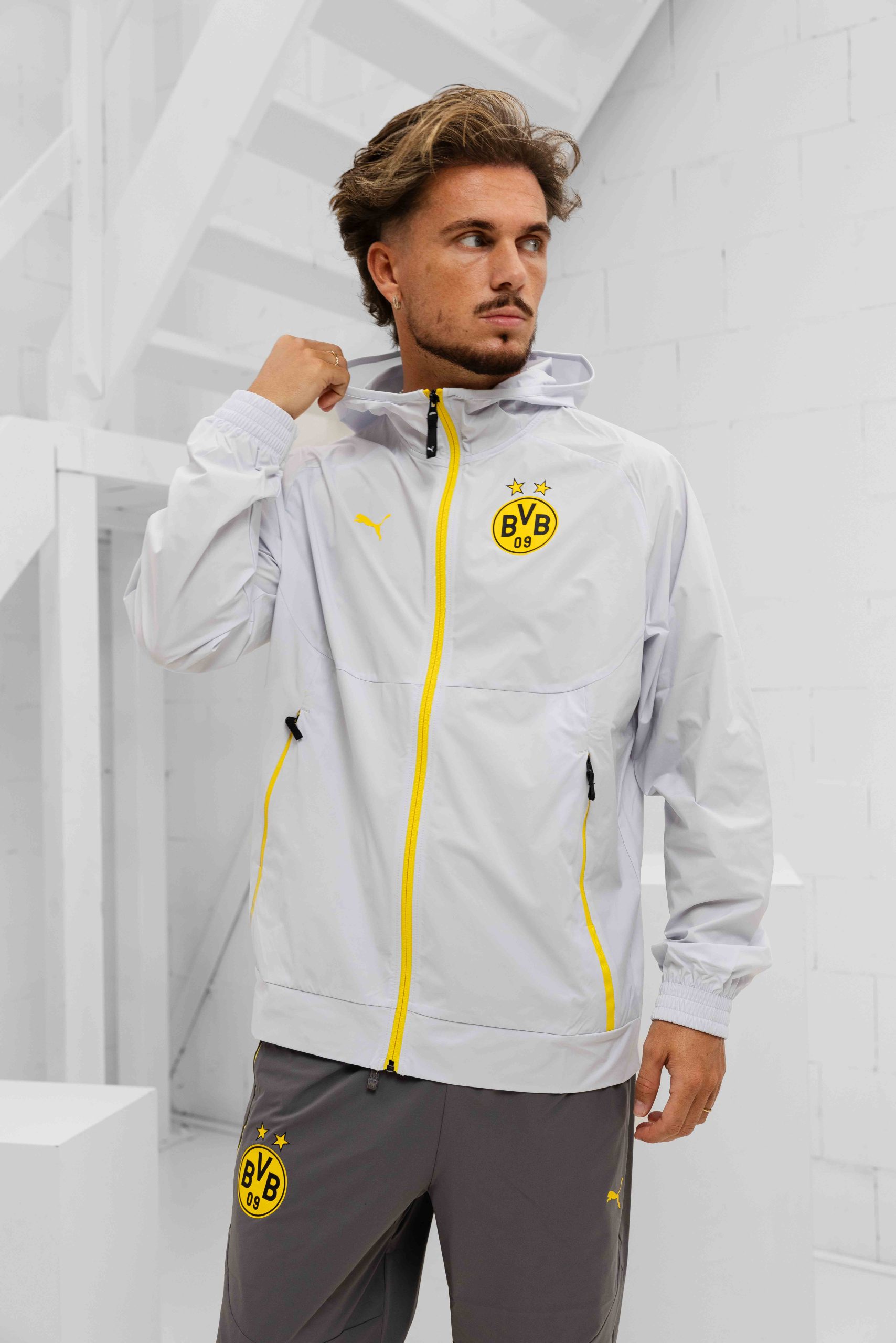 Borussia Dortmund PumaTech Woven Trainingspak Senior 2025/2026