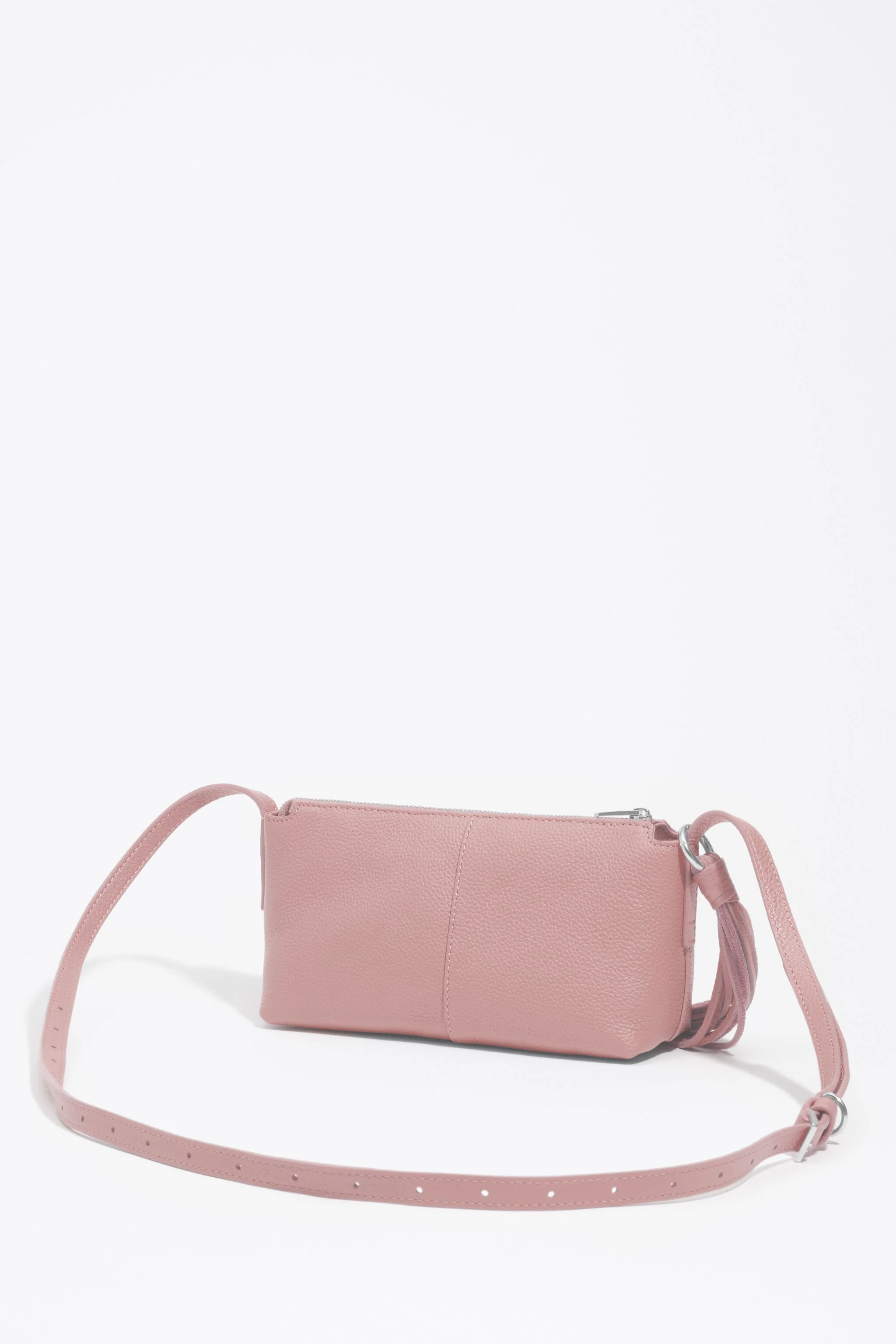 Bolsa transversal mini em couro rosa claro