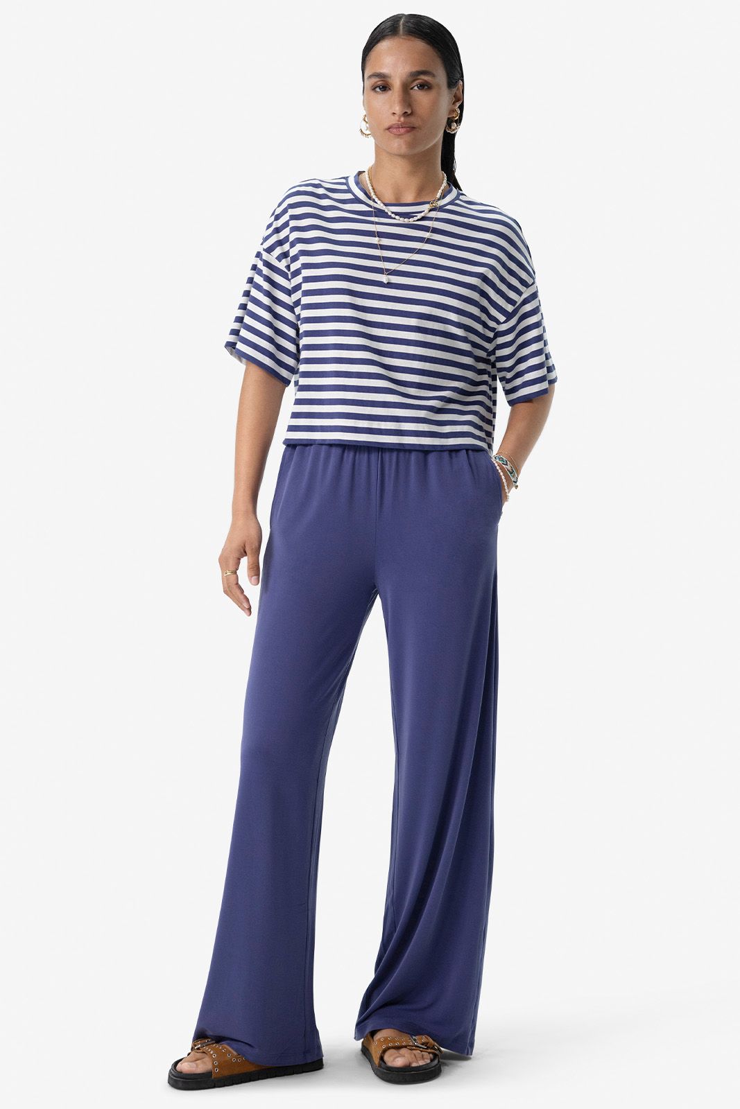 Wit met blauw gestreept T-shirt