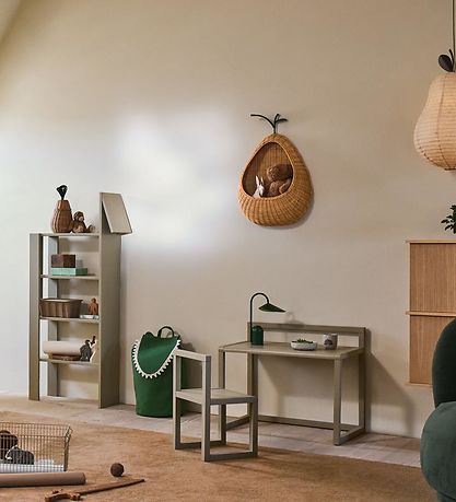 ferm Living Wandaufbewahrung - Pear - 45,7x16x68 cm - Natural