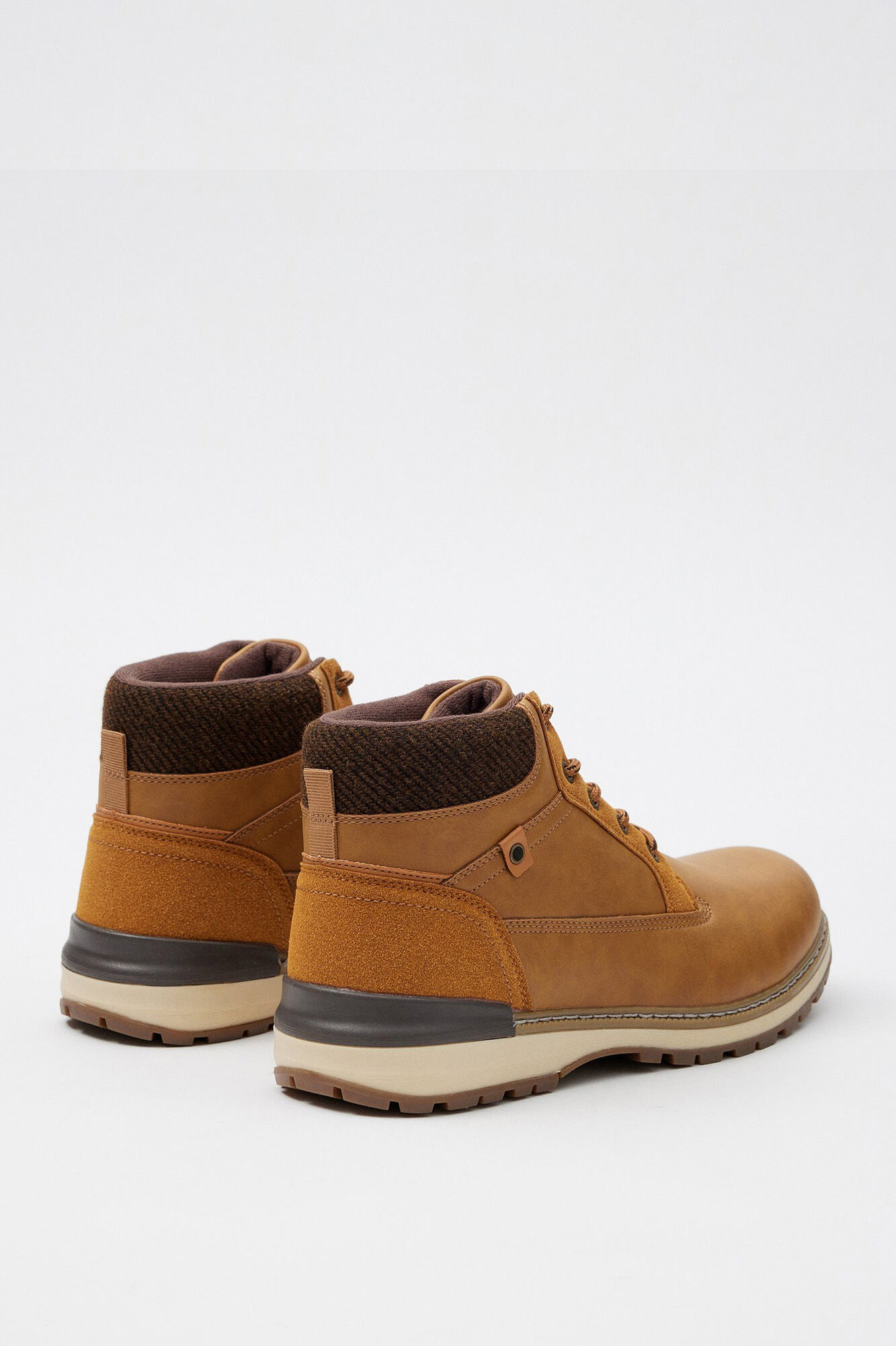 Colarinho de bota combinado
