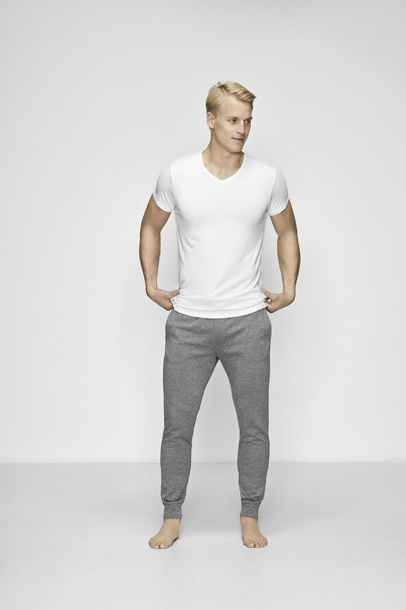 JBS of Denmark T-shirt med v-hals i bambus Hvid