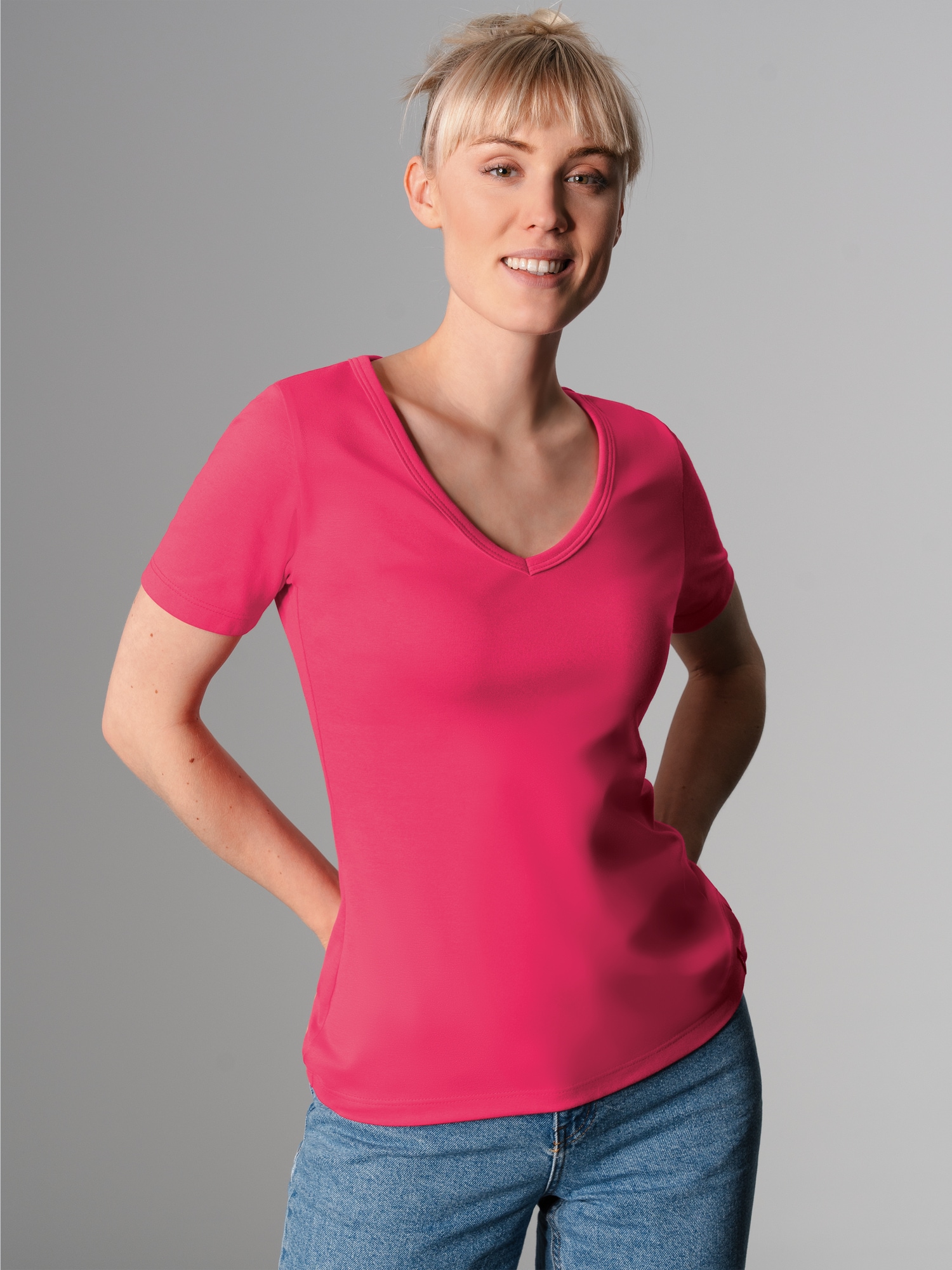 V-Shirt aus Baumwolle/Elastan Koralle