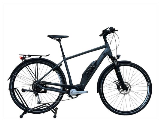 Produit reconditionné . Victoria E-Touring 6.3 SHIMANO ALIVIO 2021 . Vélo électrique . Victoria . très bon état