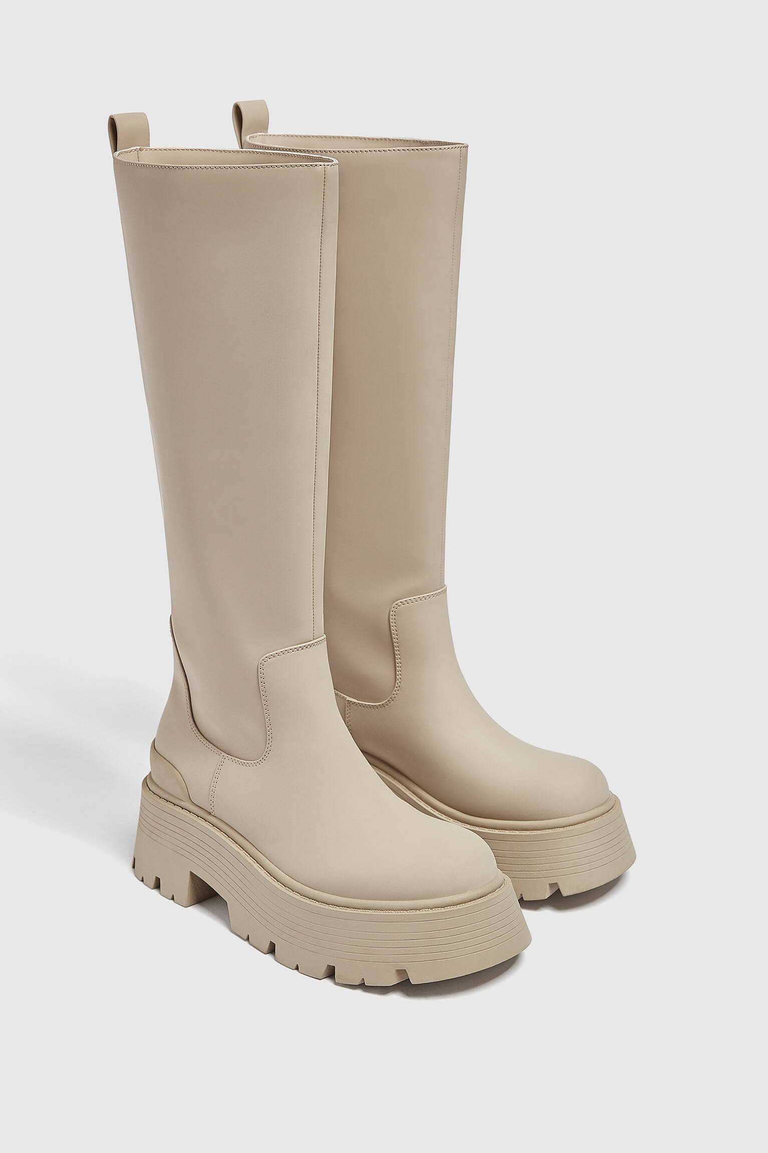 BOTA DE CANO ALTO - TAUPE