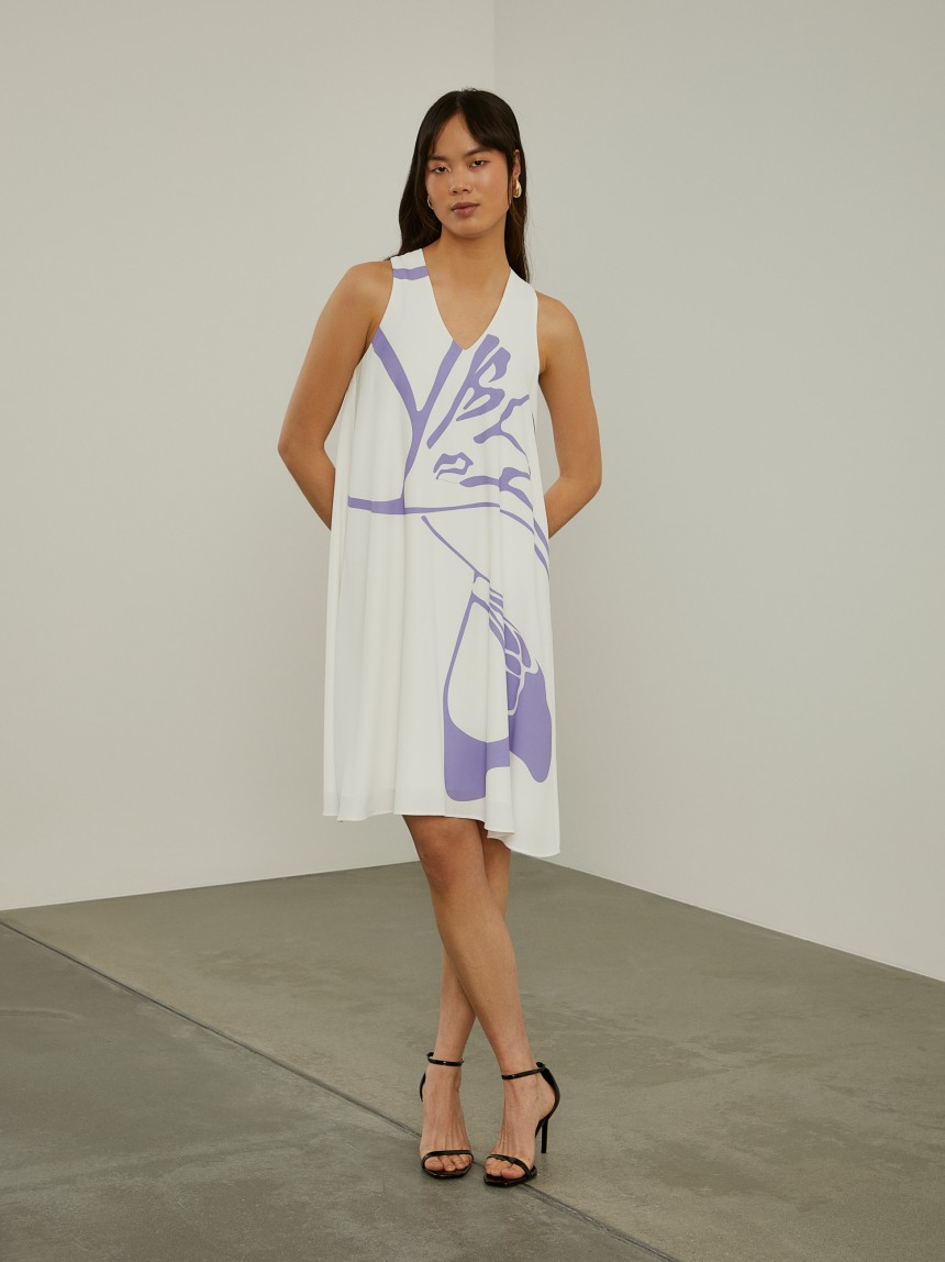 Vestido fluido com estampado floral