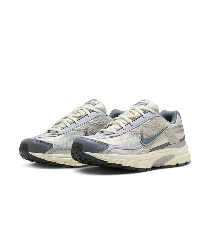NIKE INITIATOR,LIGHT BONE/SMOK LIGHT-BONE-SMOKE-GREY-COCONUT