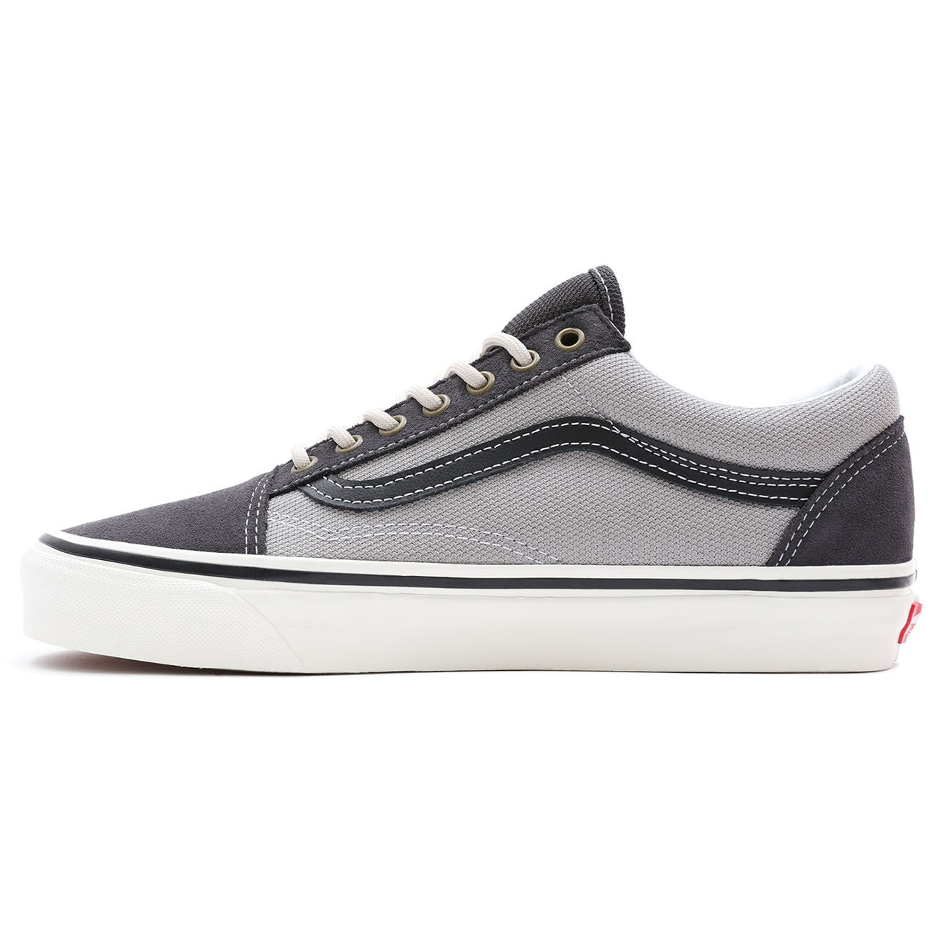 Vans Baskets Old Skool 36 DX grises