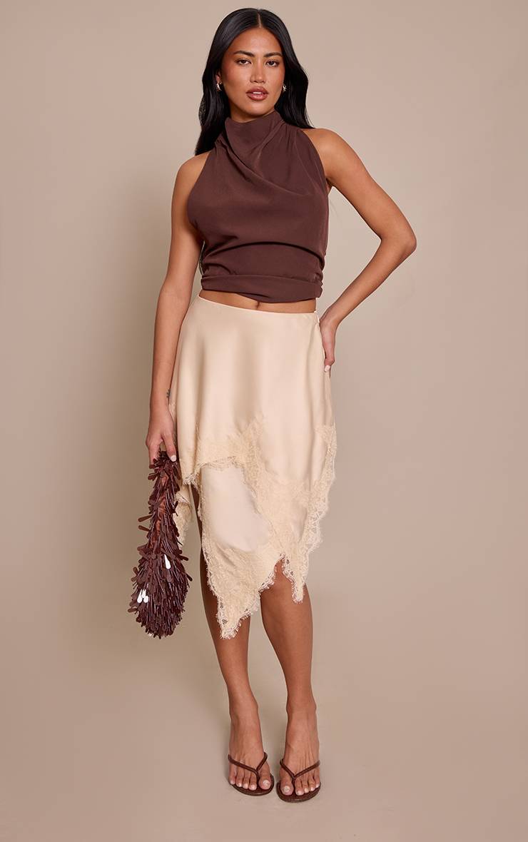 Nude Jupe Asymétrique À Ourlet Mouchoir En Satin Et Dentelle
