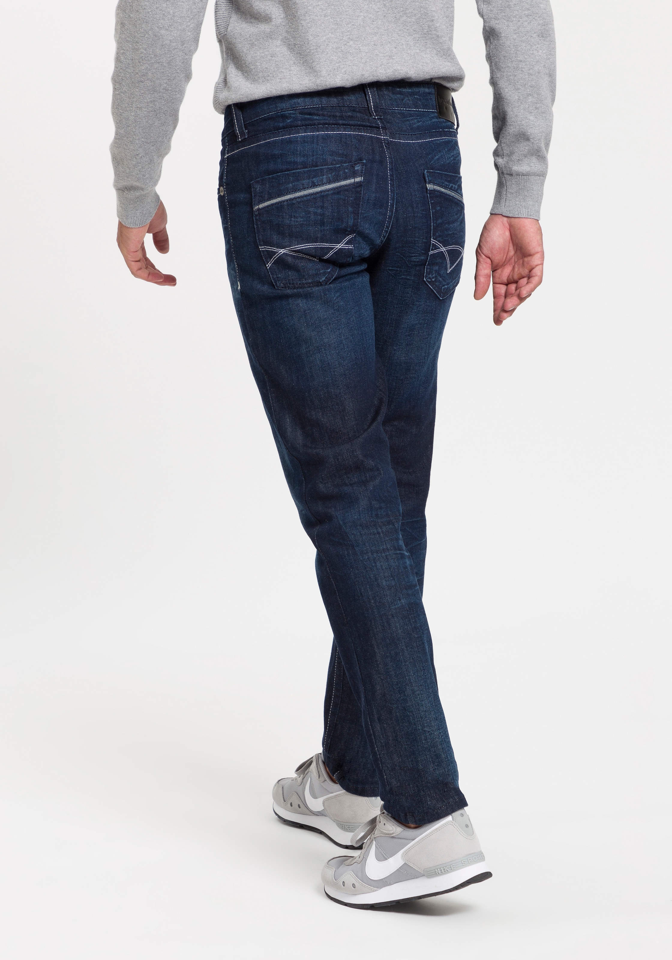 Bruno Banani Straight-Jeans »Dylan«, gerade Beinform,  Used-Waschung,  niedrige Leibhöhe