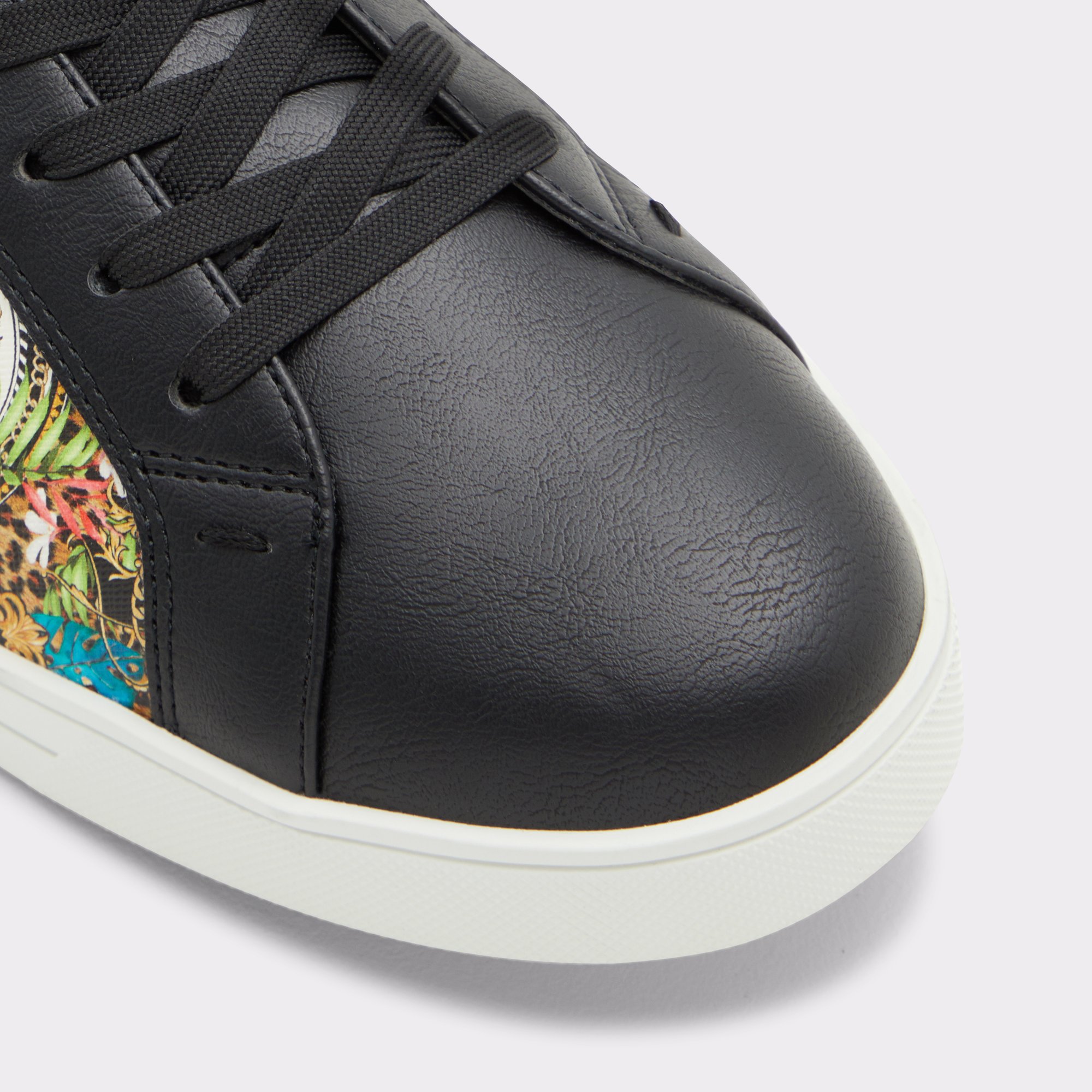 Monospec Black Synthetic Print Men Low top