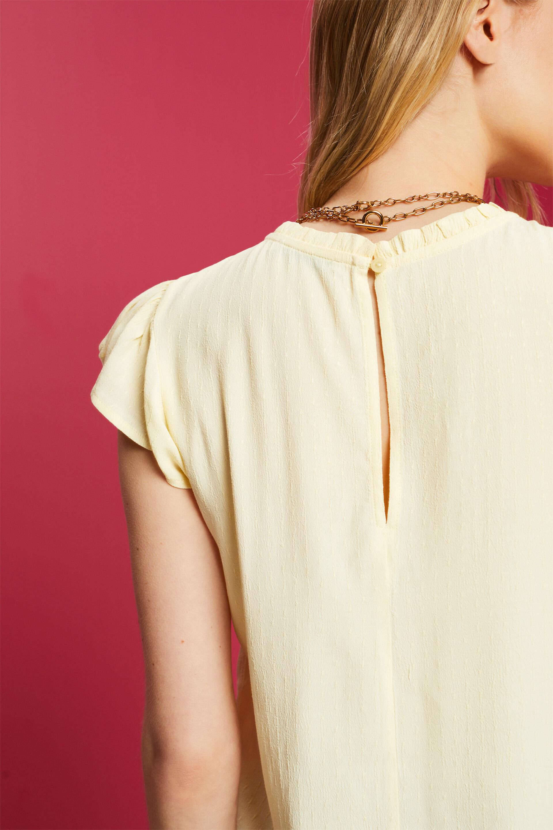Blouses woven