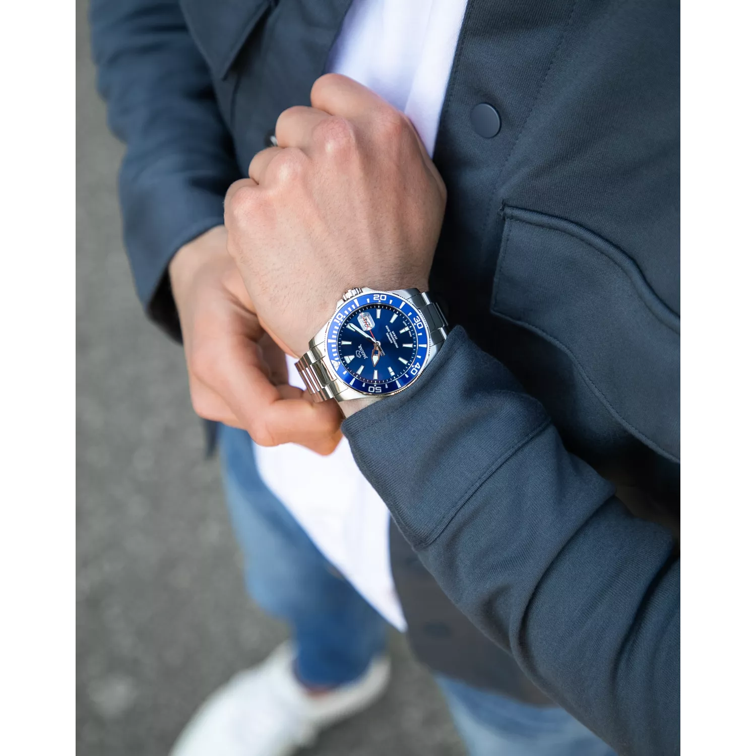 Jaguar Executive Diver J860/C