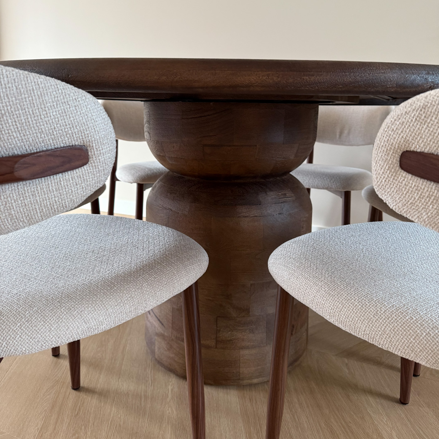 Eettafel Lissabon rond 130cm