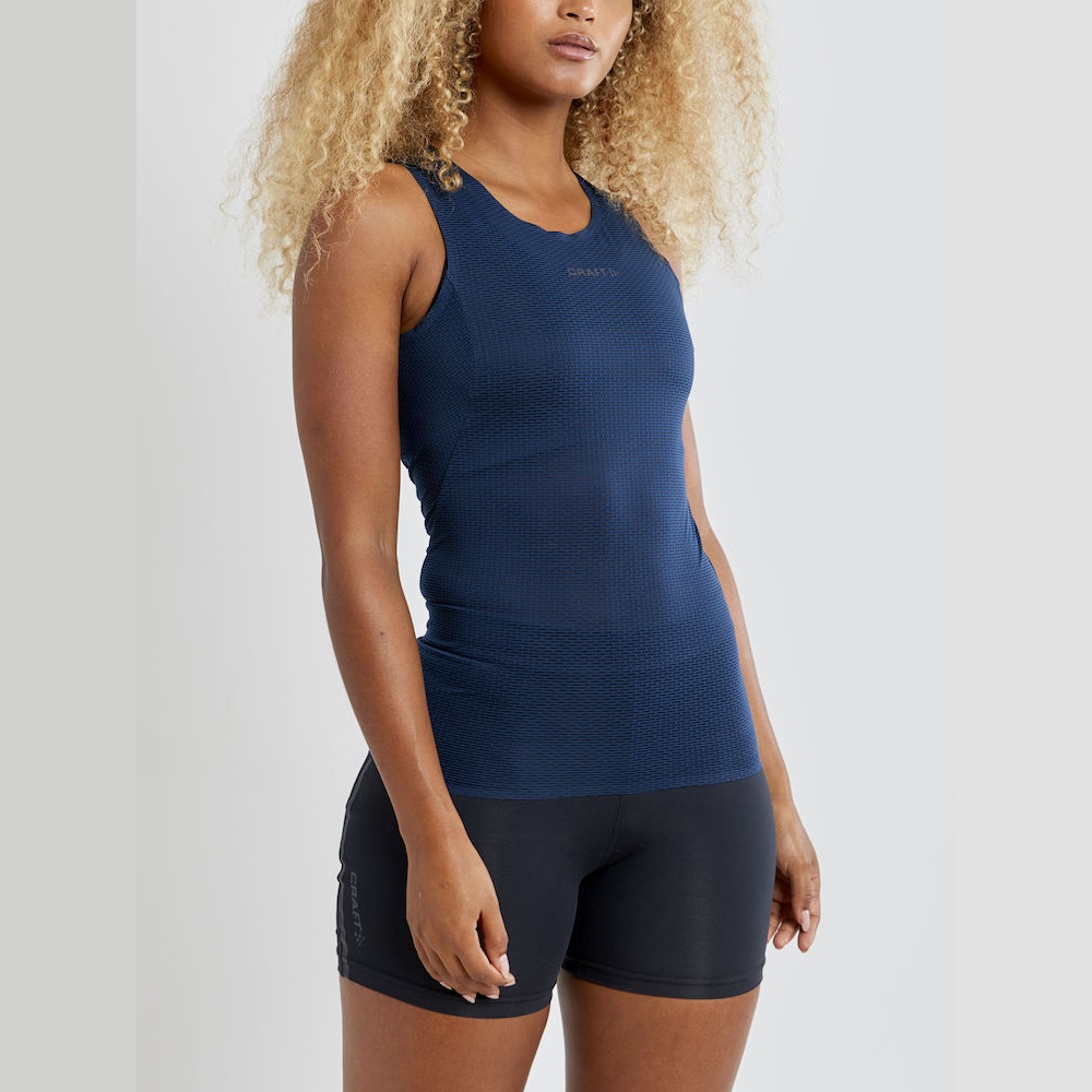 craft pro dry nanoweight baselayer top dame 72 1908853 blaze