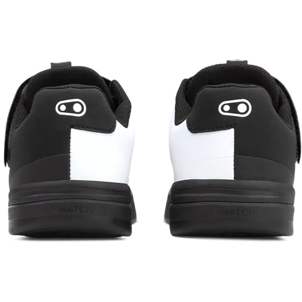 Chaussure VTT plate CRANKBROTHERS STAMP SPEEDLACE FLAT BLACK / WHITE - BLACK OUTSOLE