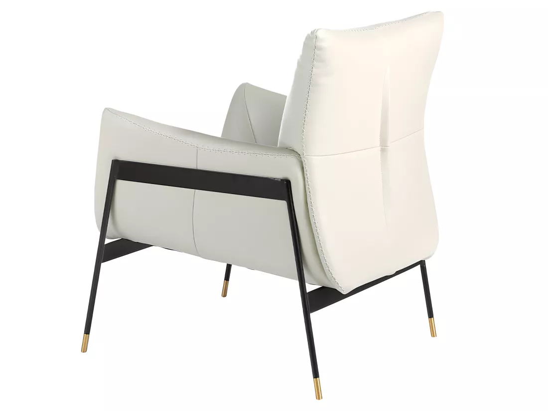 Fauteuil en cuir et pieds en acier noir 5042 ANGEL CERDA