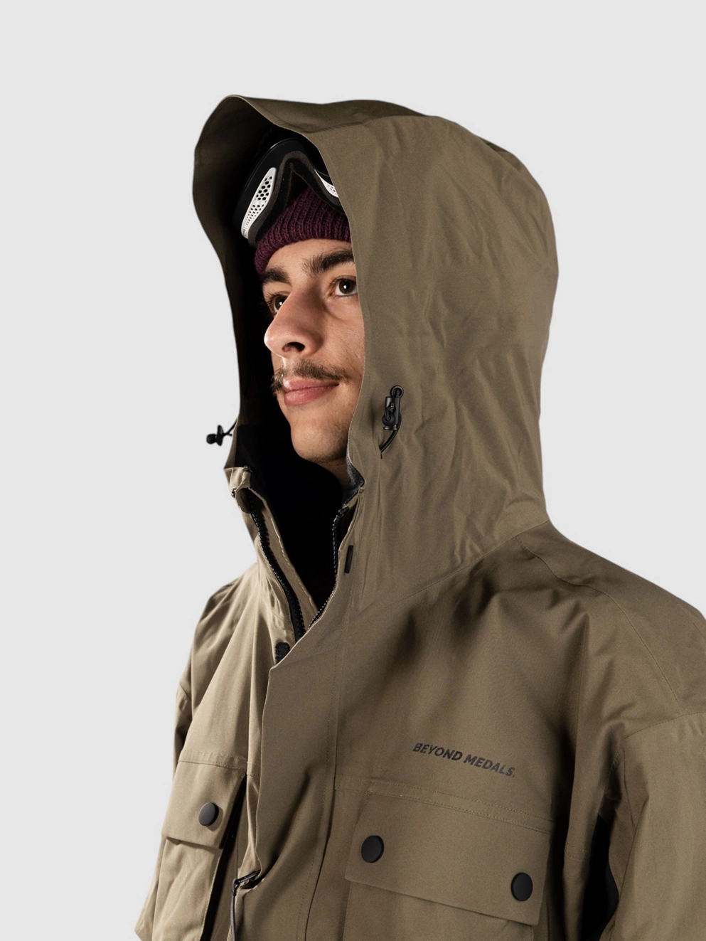 Beyond Medals Cargo 2L Jacket green