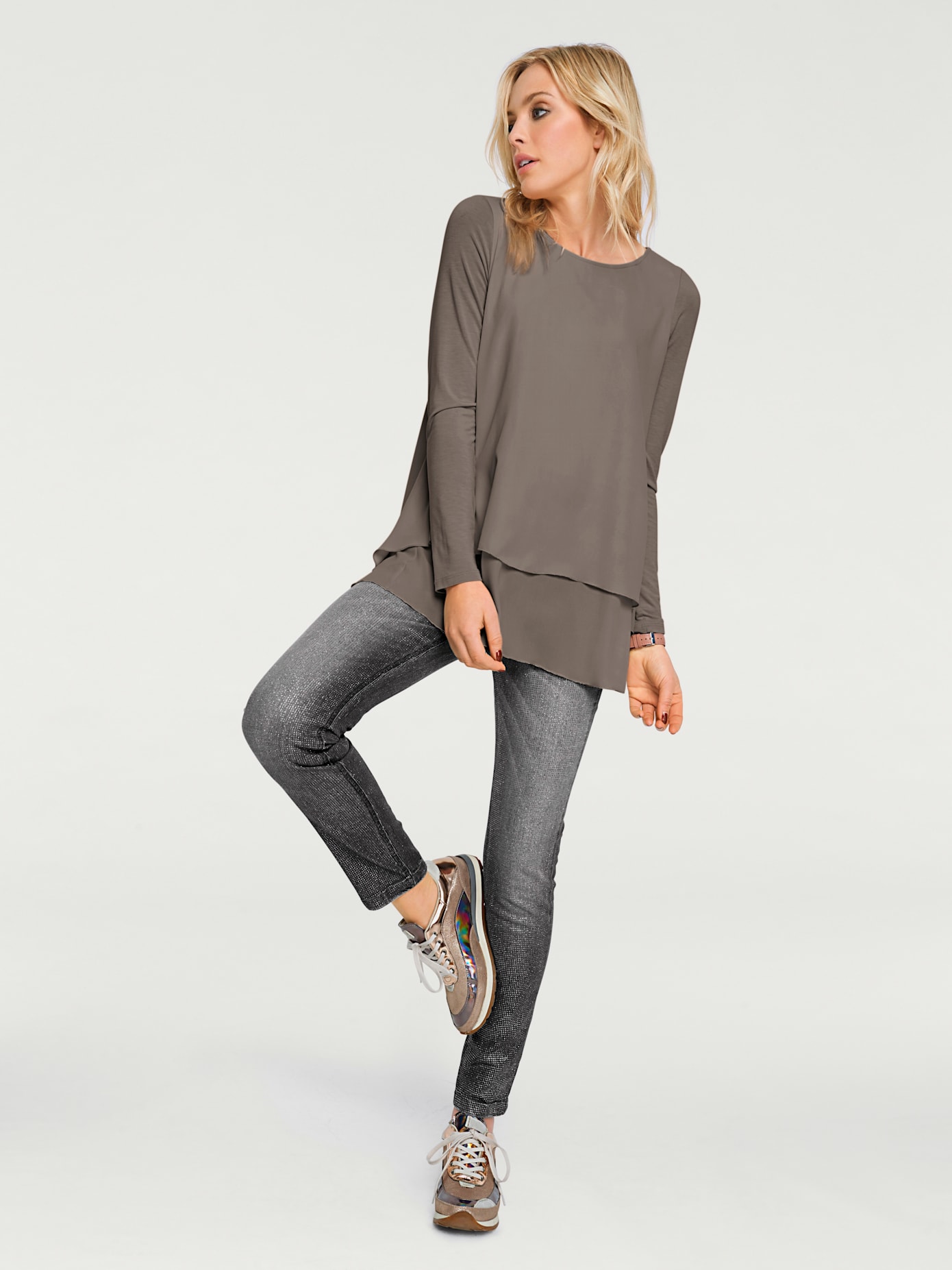 T-shirt à encolure ronde joli look superposé
