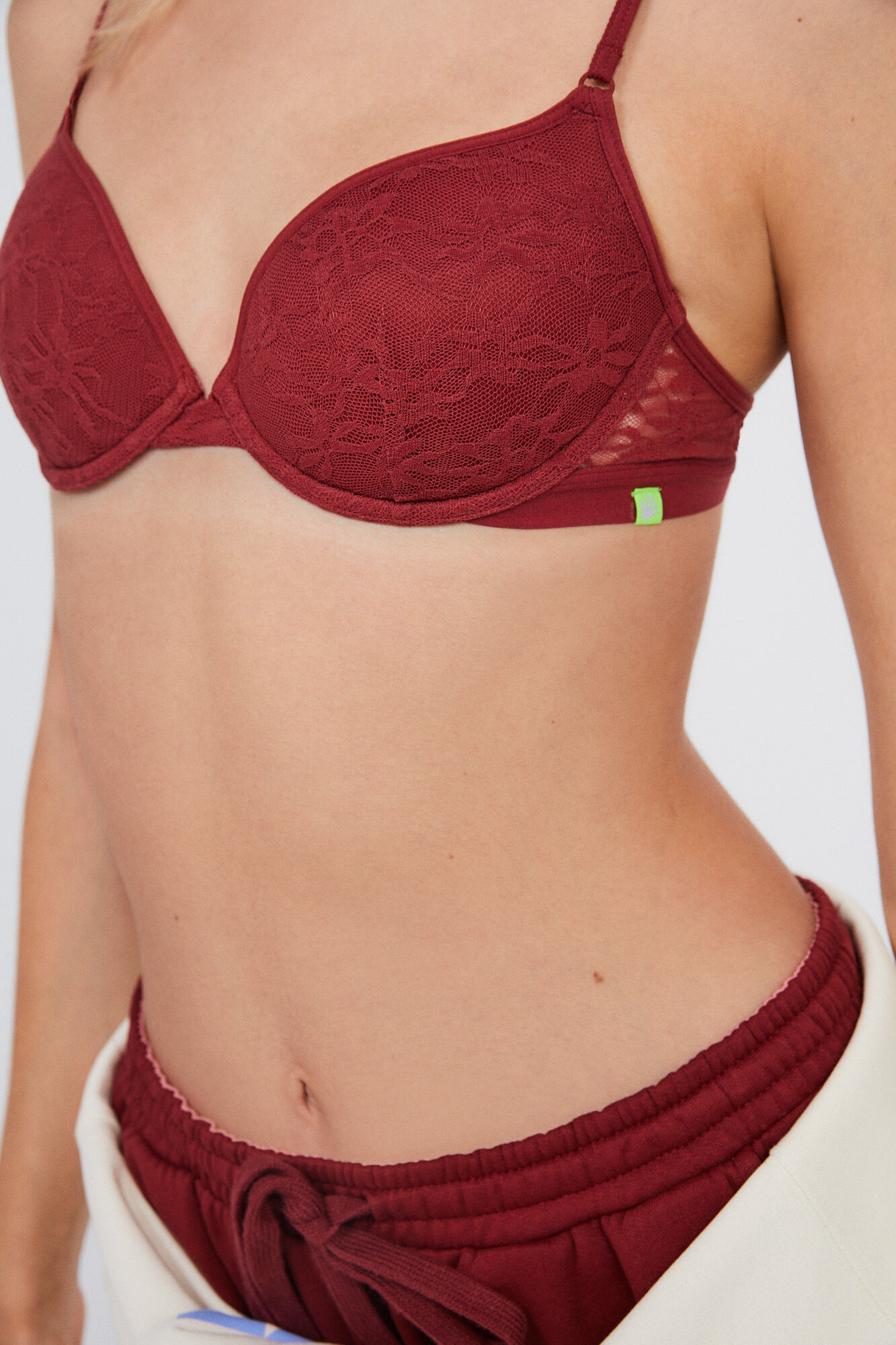 sutiã bojo de renda vermelho escuro