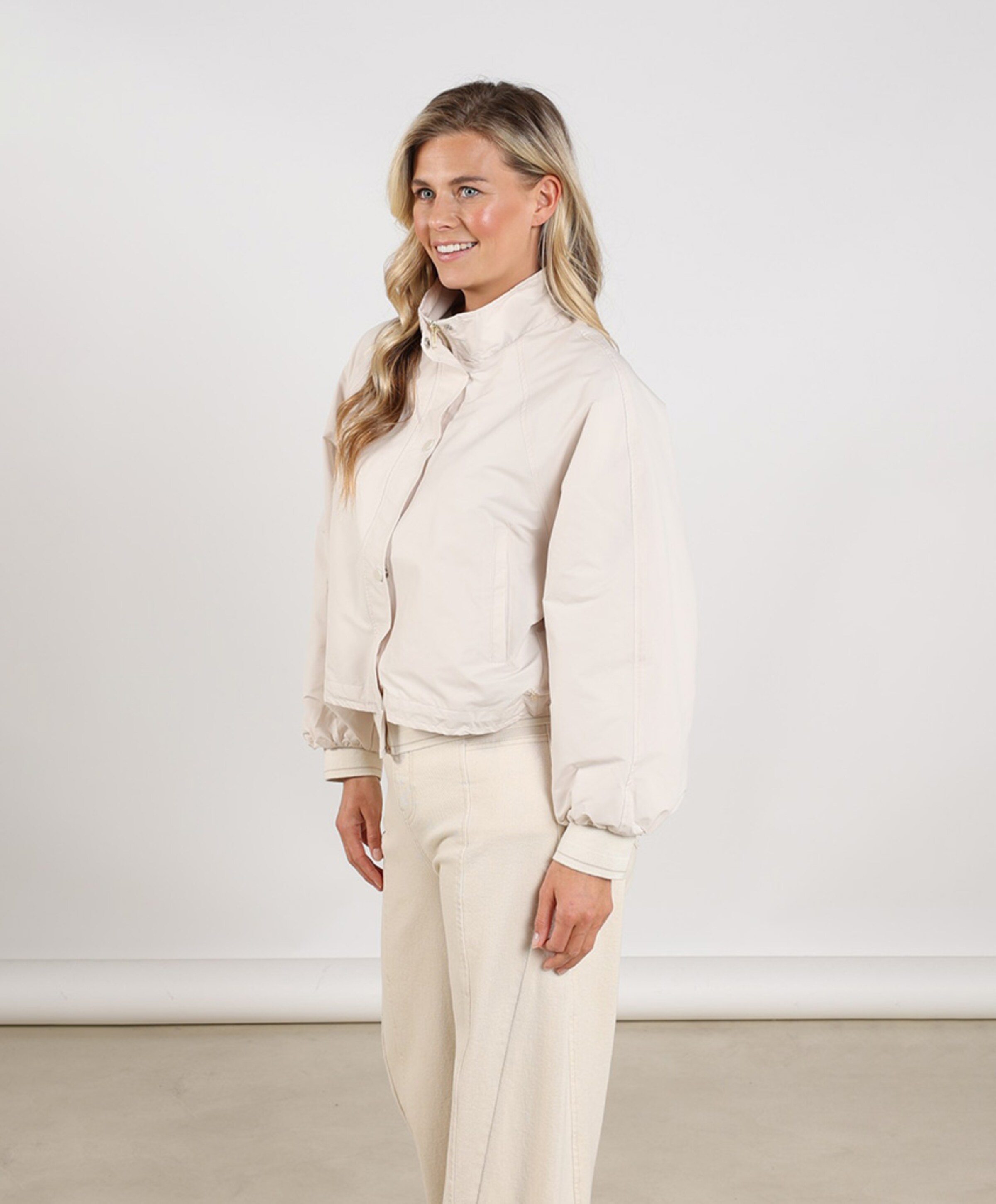 Nukus Dames jas beige
