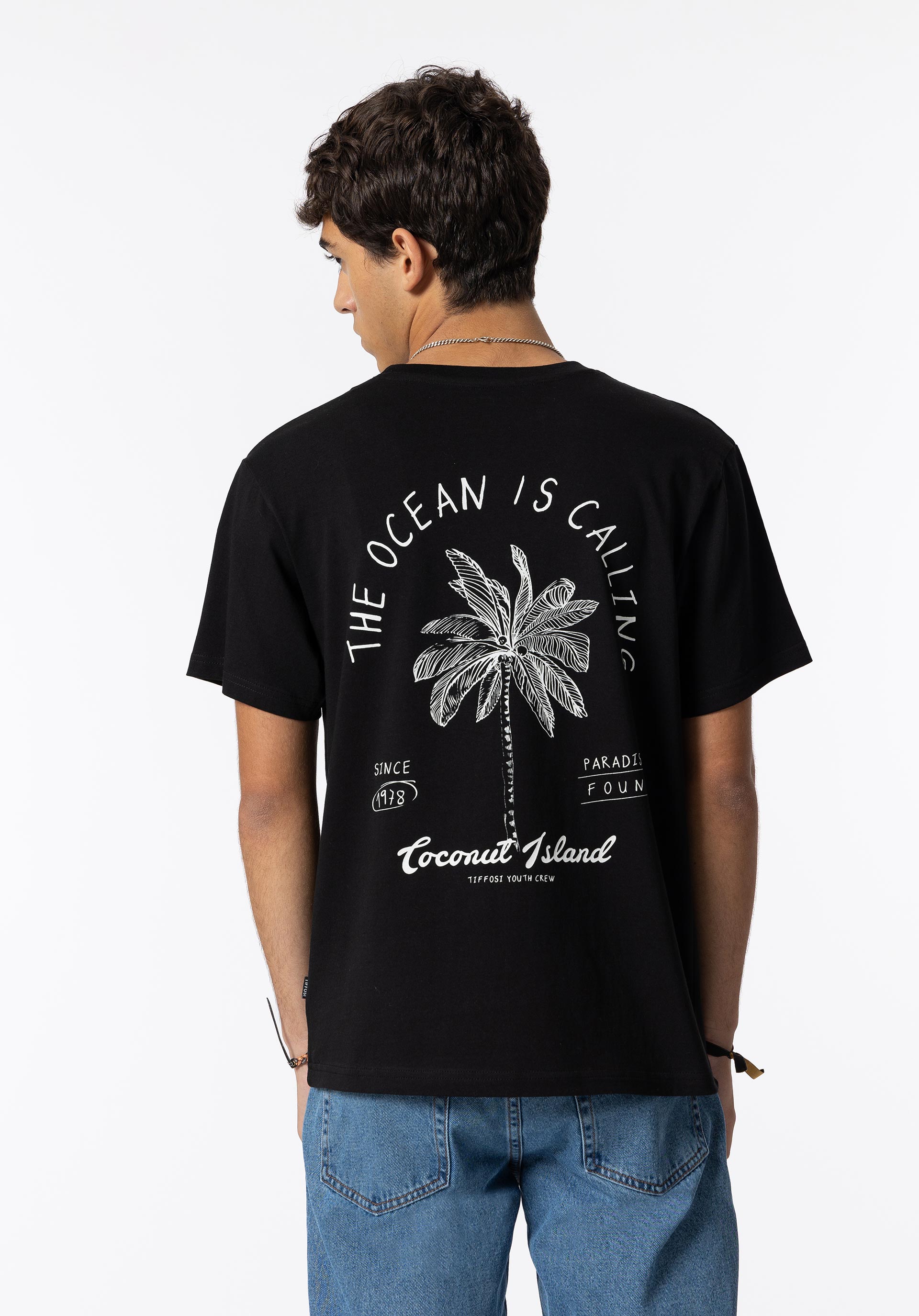 T-shirt com Estampado nas Costas