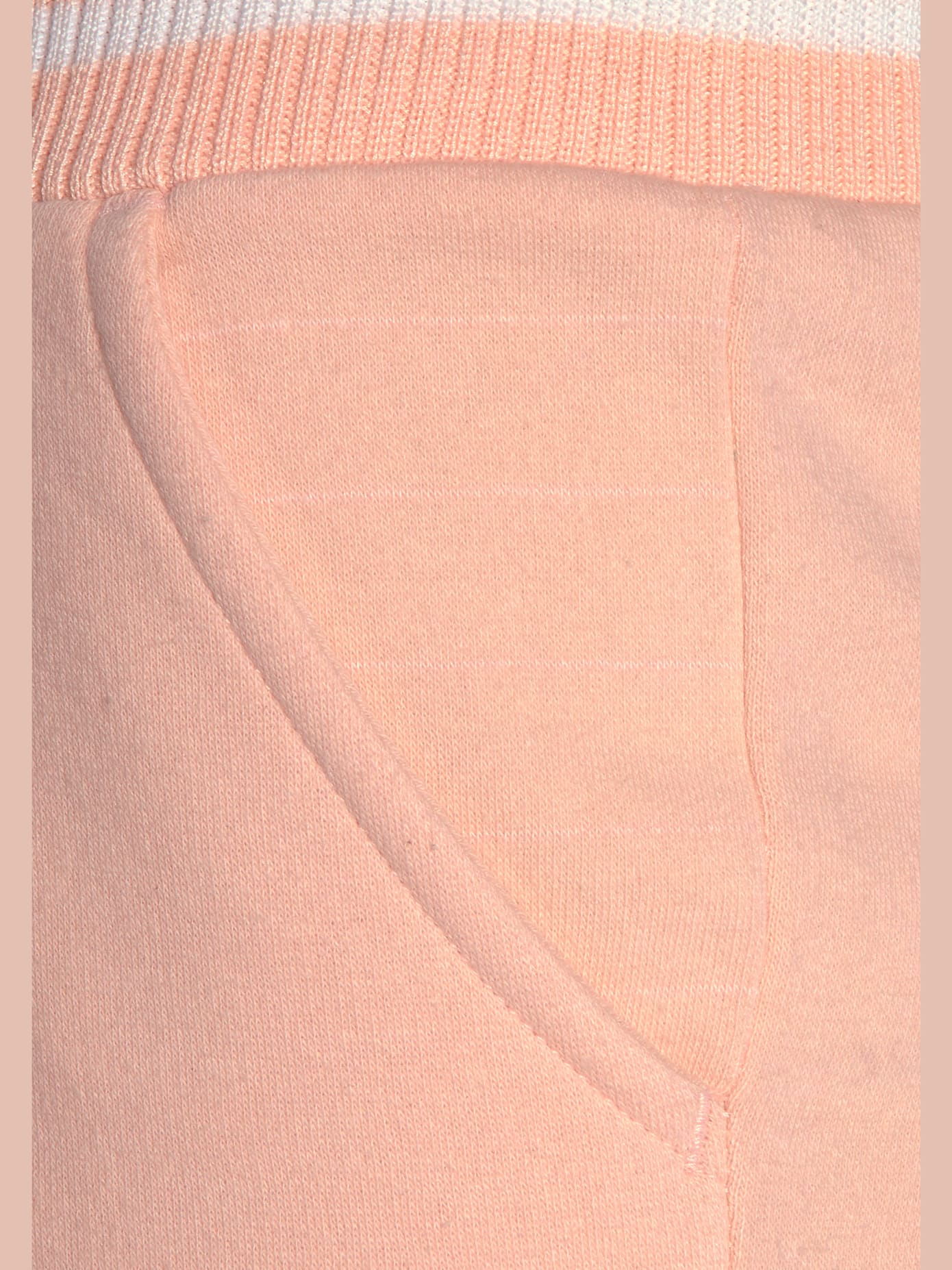 Short en matière sweat short en coton molletonné avec logo brodé