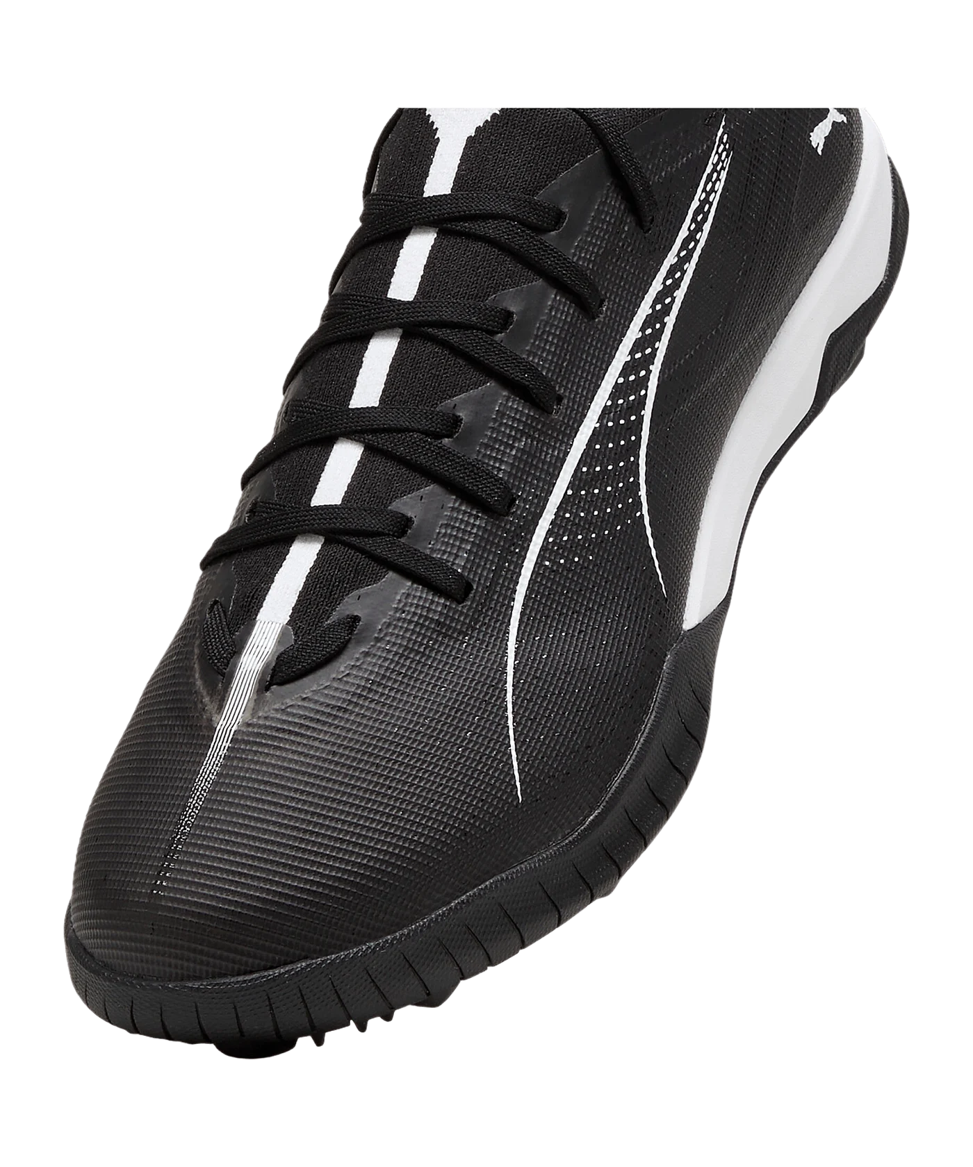 PUMA ULTRA 5 Match TT Eclipse Schwarz Weiss F02