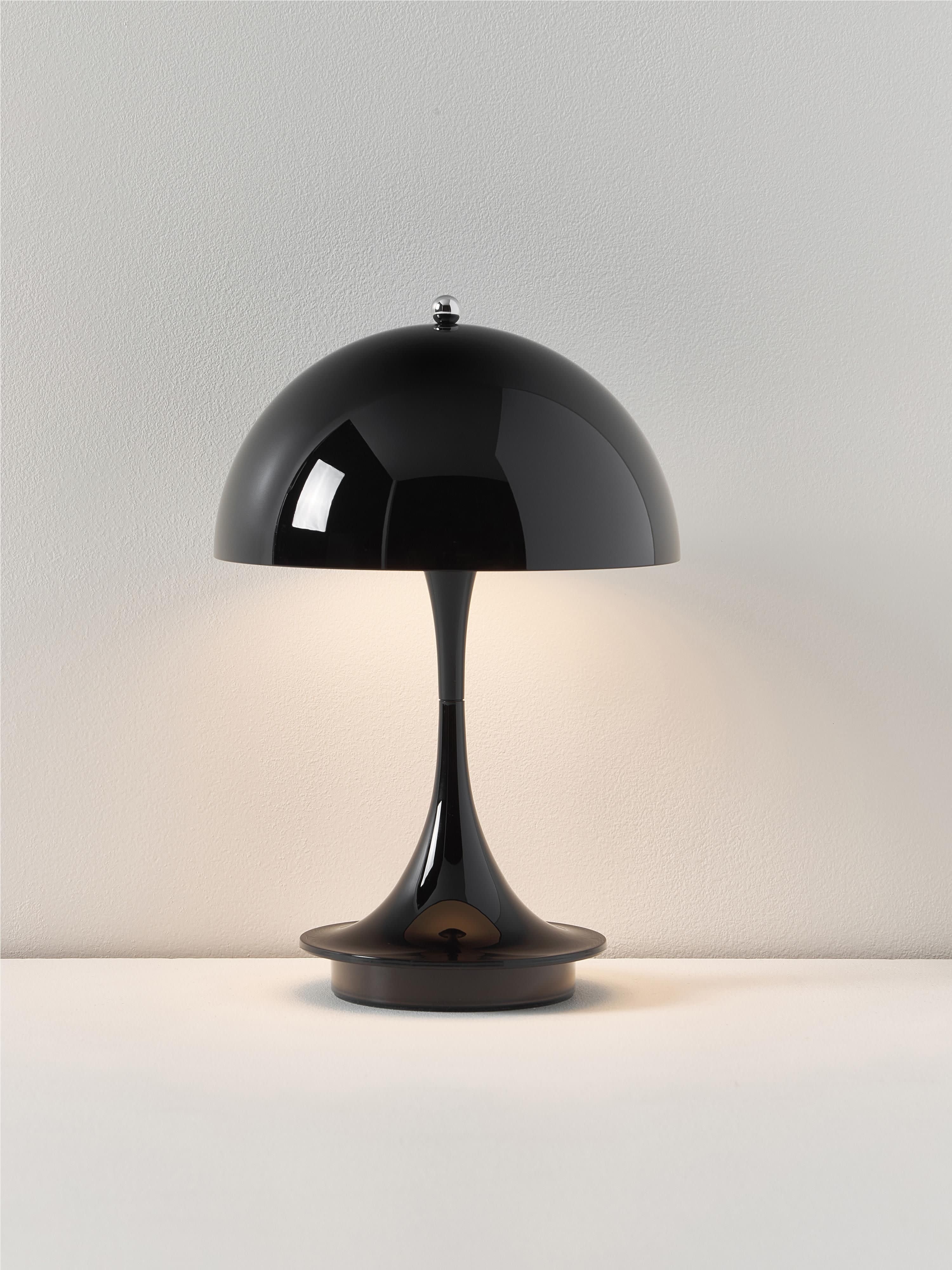 Draagbare dimbare LED tafellamp Panthella 160, design Verner Panton