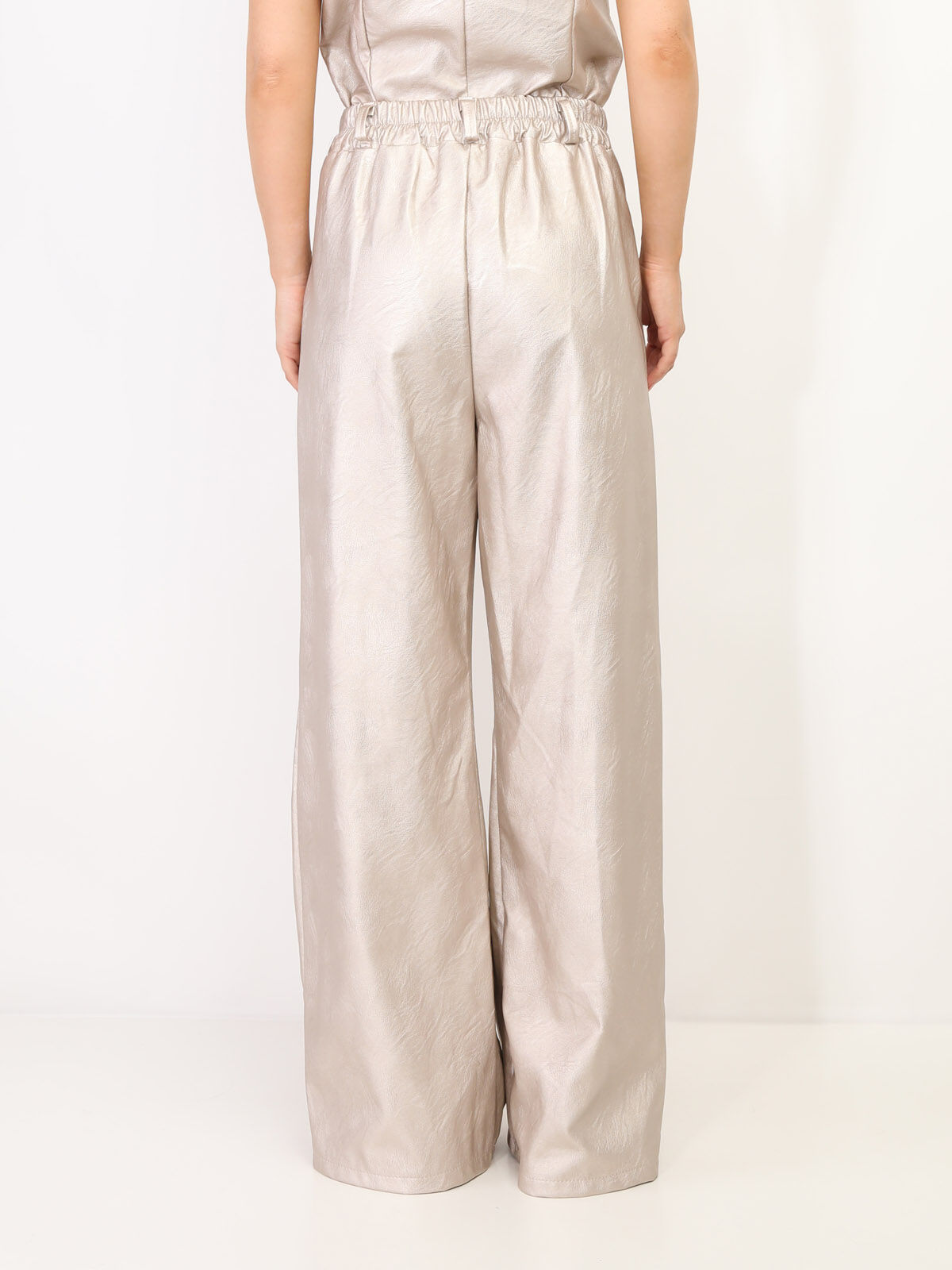 Pantalon large en simili- Beige